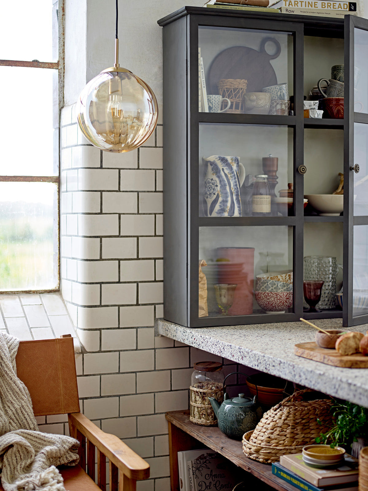 Tone Kabinett, Grün, Tannenholz in Green präsentiert im Onlineshop von KAQTU Design AG. Cabinet ist von Bloomingville