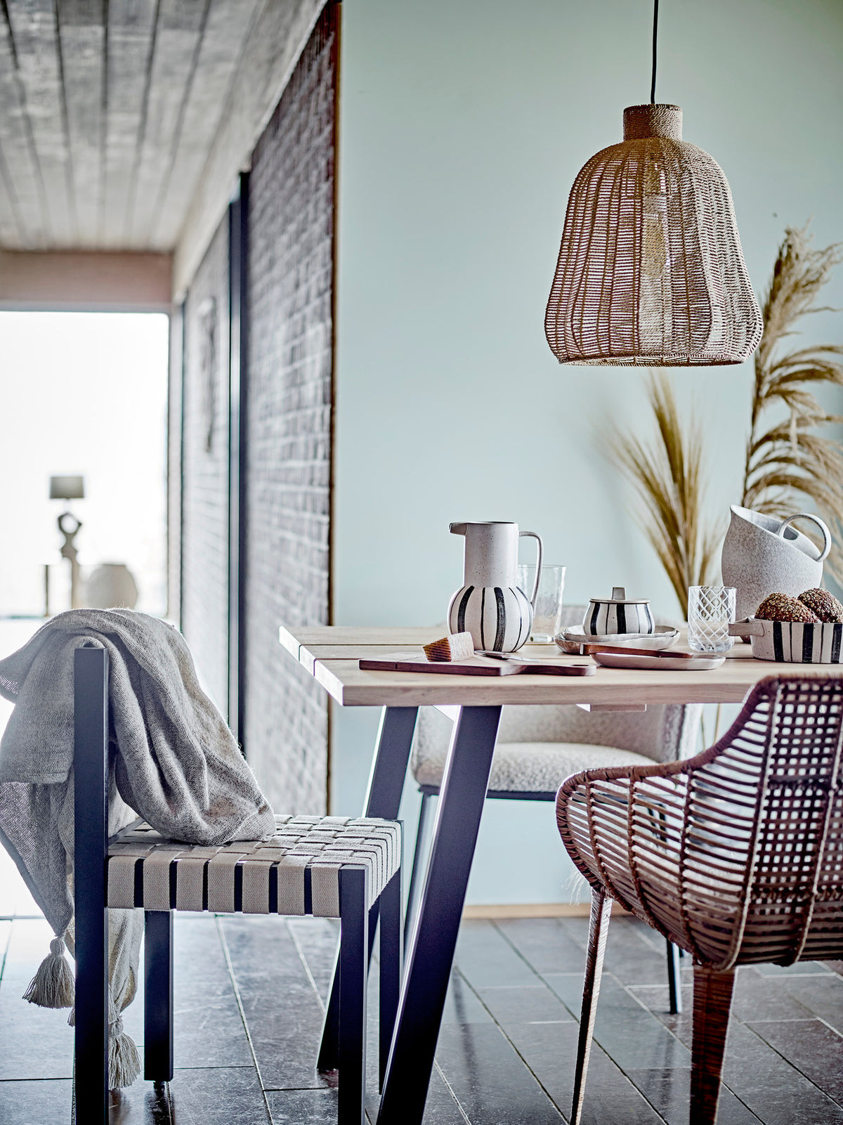 Felizia Hängeleuchte, Natur, Papier in Nature präsentiert im Onlineshop von KAQTU Design AG. Pendelleuchte ist von Bloomingville