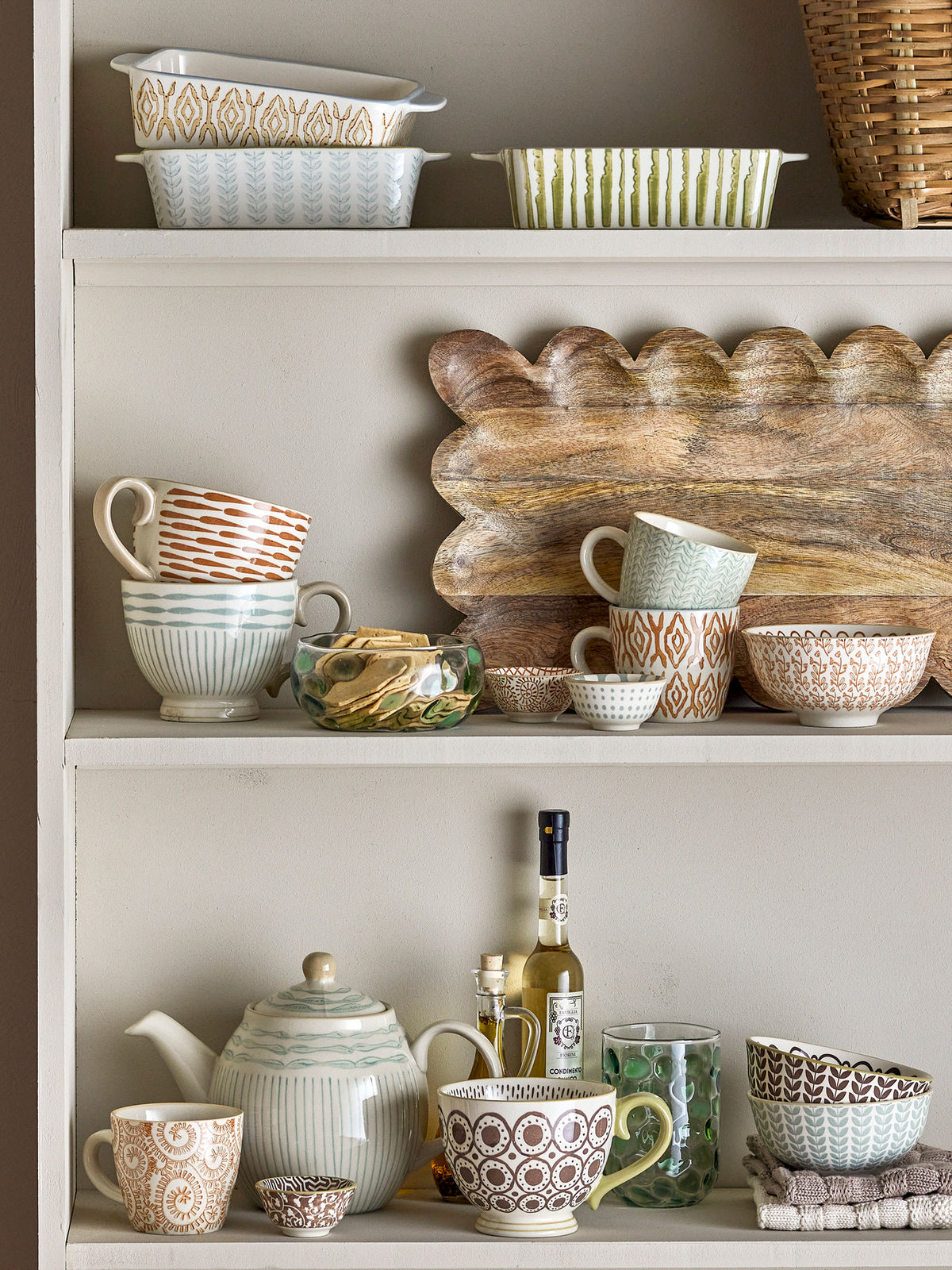 Maple Schale, Braun, Steingut in Brown präsentiert im Onlineshop von KAQTU Design AG. Schale ist von Creative Collection