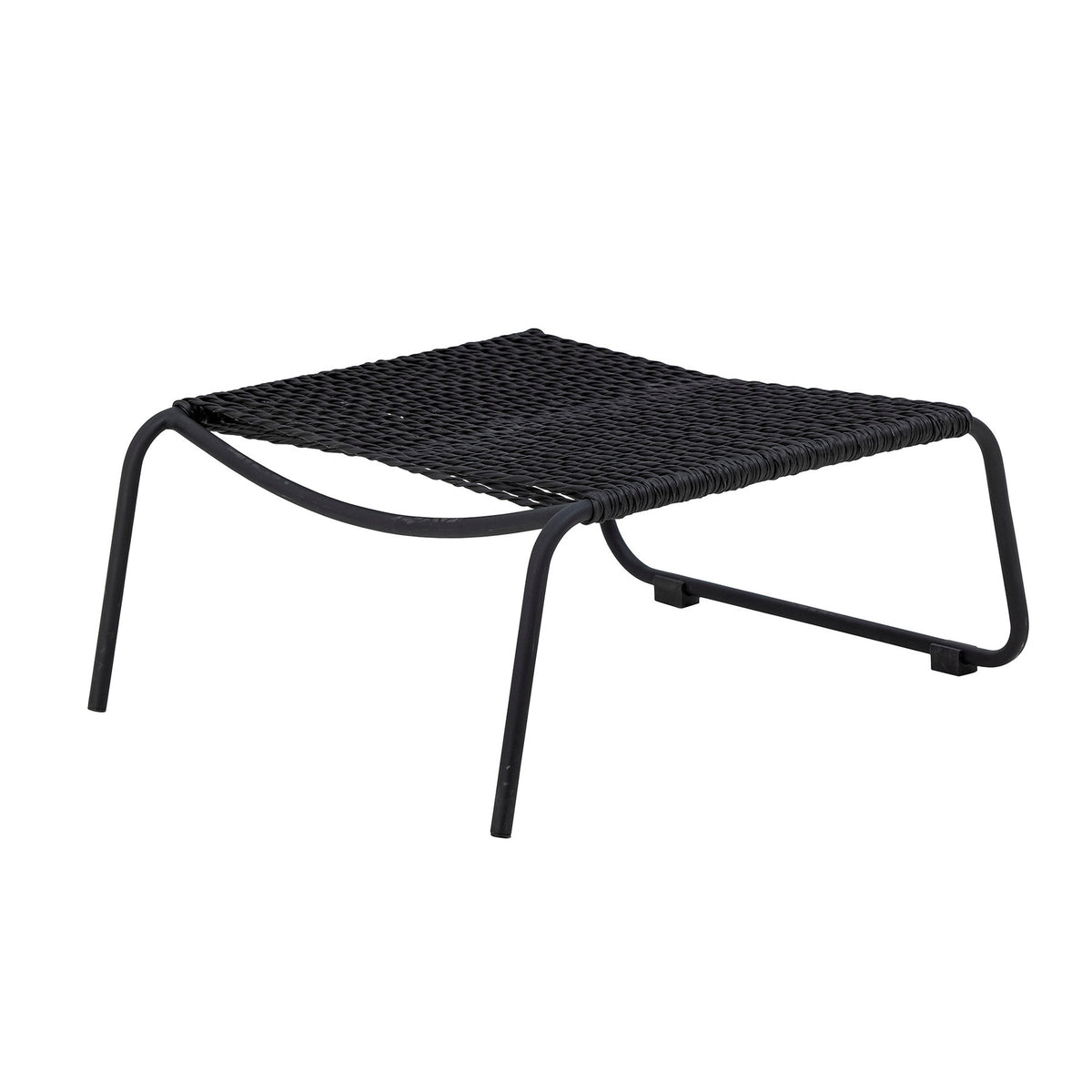 Boel Liegestuhl, Schwarz, Metall in Black präsentiert im Onlineshop von KAQTU Design AG. Outdoor-Sessel mit Armlehnen ist von Bloomingville