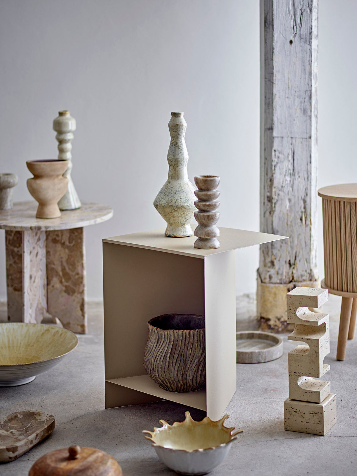 Dua Blumentopf, Grün, Steingut in Grün präsentiert im Onlineshop von KAQTU Design AG. Blumentopf ist von Bloomingville