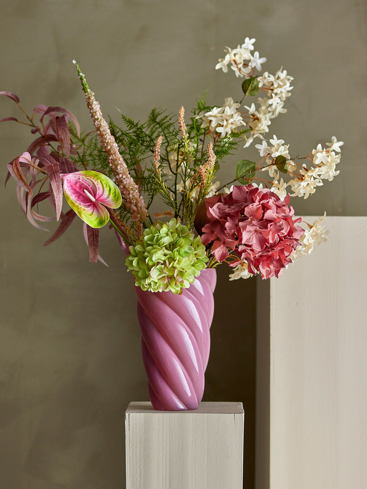 Myrtle Zweig, Weiss, Künstliche Blumen in Weiss präsentiert im Onlineshop von KAQTU Design AG. Kunstblume ist von Bloomingville