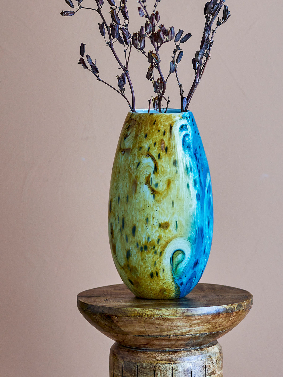 Kalian Vase, Blue, Glas in Blau präsentiert im Onlineshop von KAQTU Design AG. Vase ist von Creative Collection