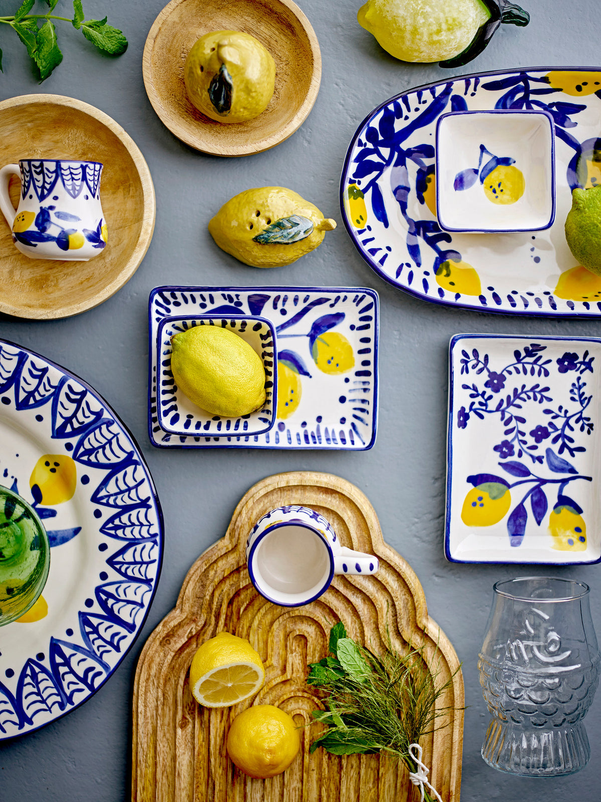 Limone Salz- und Pfefferset, Gelb, Steingut in Gelb präsentiert im Onlineshop von KAQTU Design AG. Salz & Pfeffer ist von Creative Collection