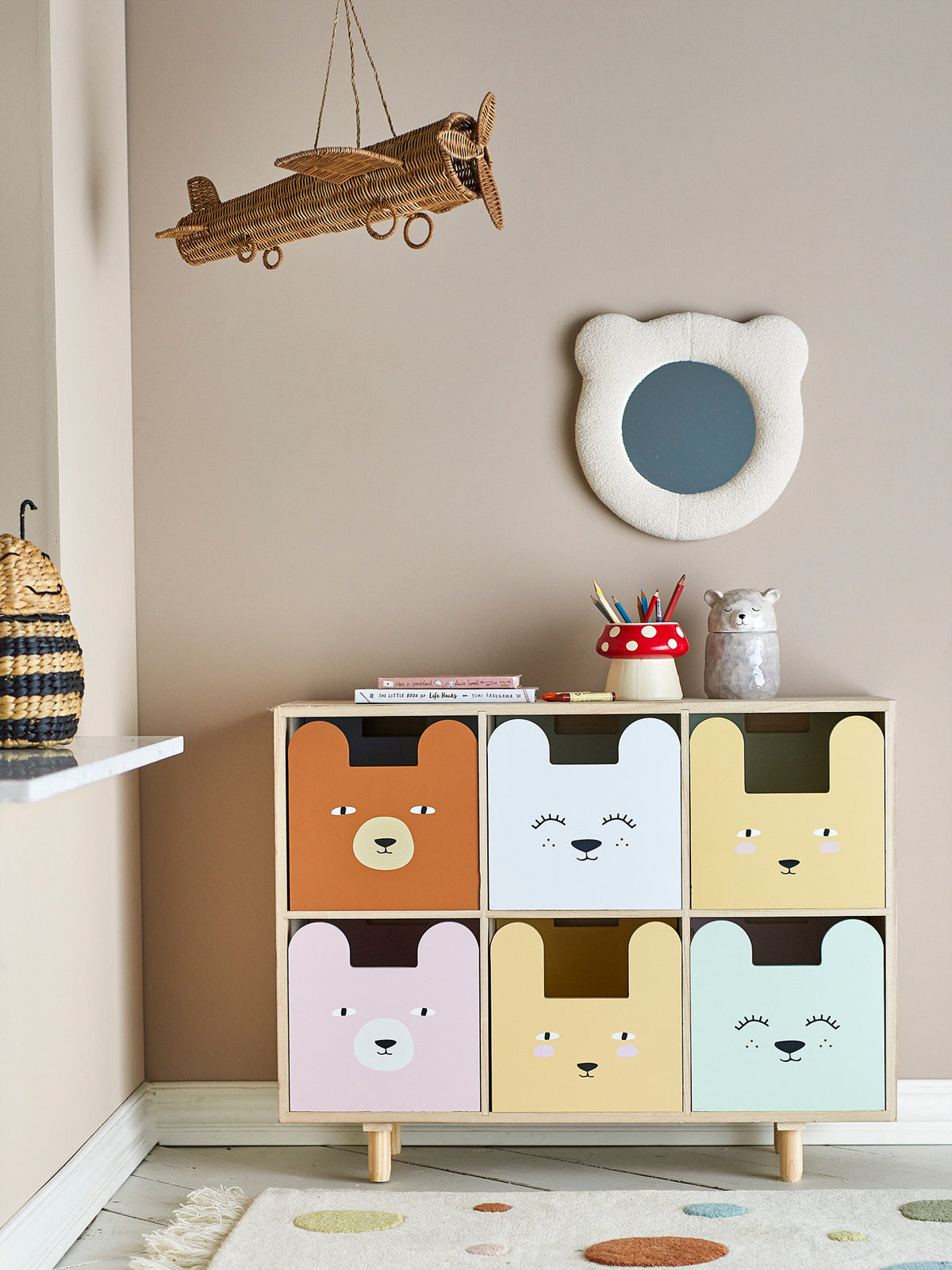 Calle Bücherregal mit Schubladen, Natur, Paulownia in Natur präsentiert im Onlineshop von KAQTU Design AG. Standregal ist von Bloomingville Mini