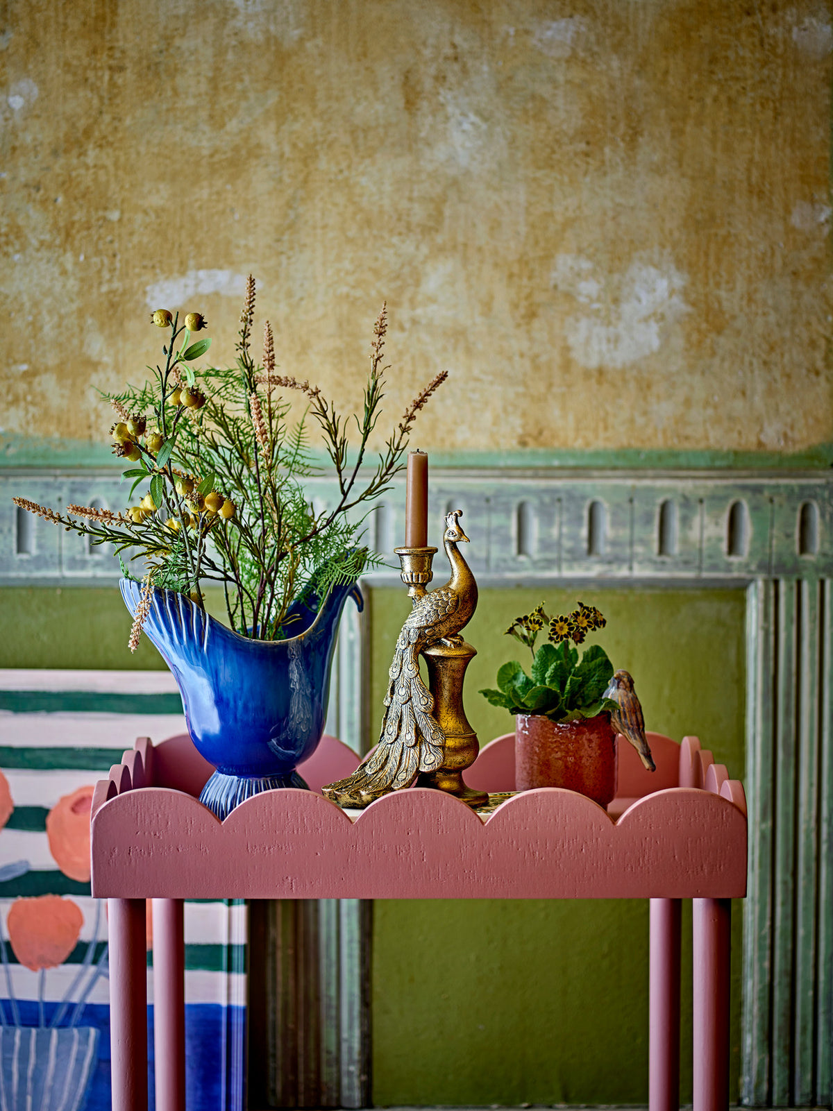 Wylie Vase, Blue, Steingut in Blau präsentiert im Onlineshop von KAQTU Design AG. Vase ist von Creative Collection