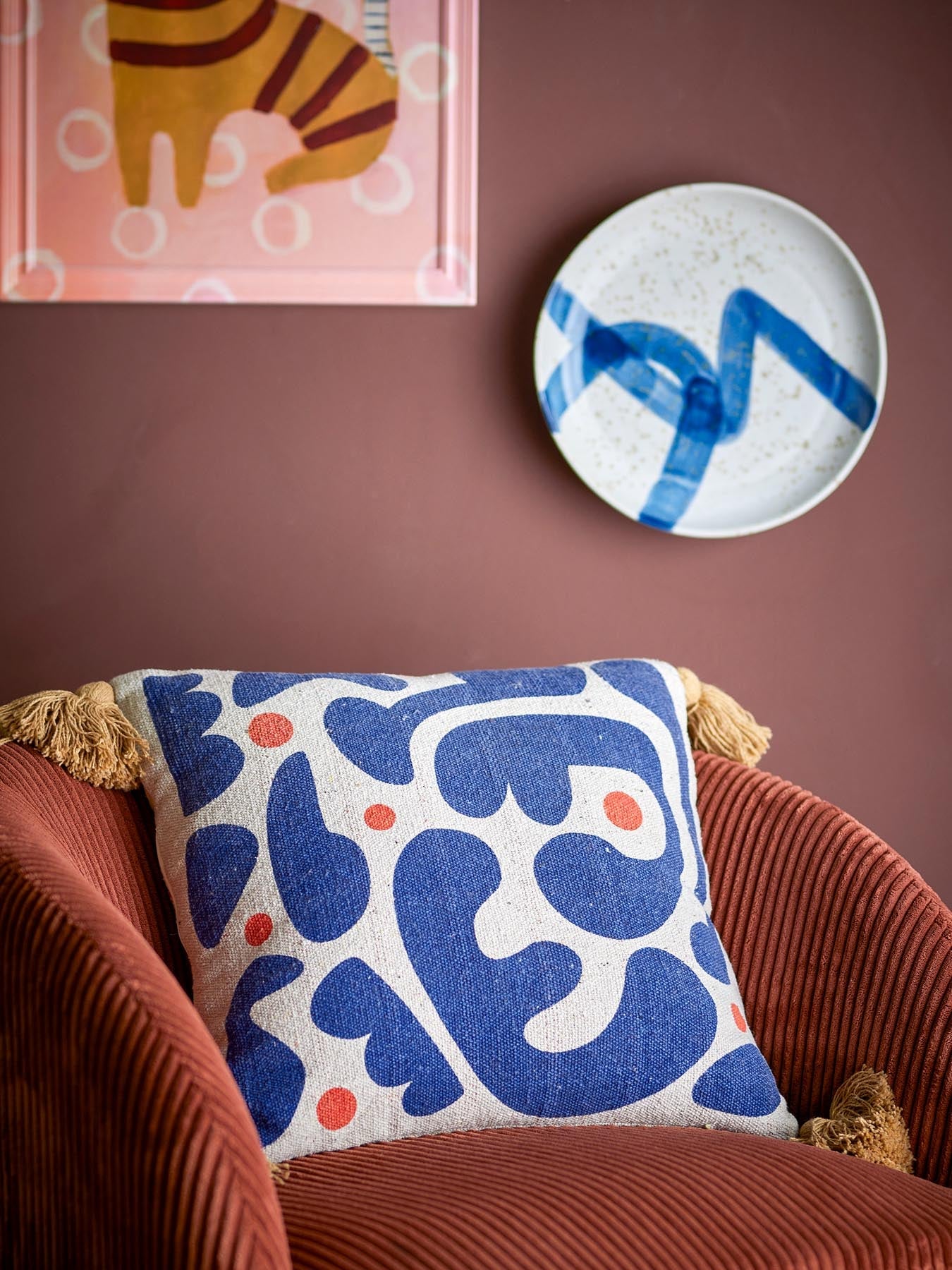 Eviaya Kissen, Blau, Recycelte Baumwolle in Blau präsentiert im Onlineshop von KAQTU Design AG. Deko Kissen ist von Bloomingville