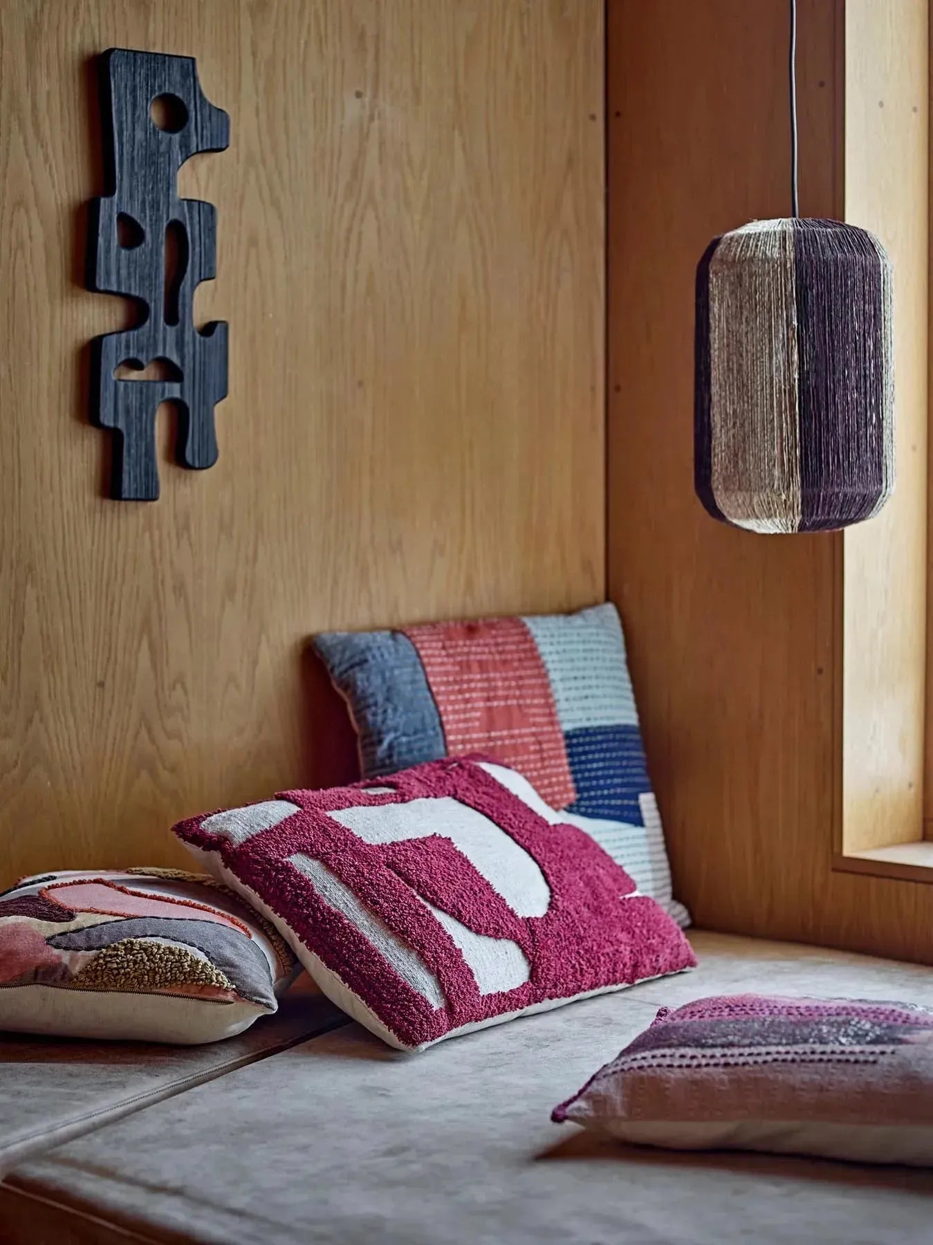 Olica Kissen, Rot, Baumwolle OEKO-TEX® in Rot präsentiert im Onlineshop von KAQTU Design AG. Deko Kissen ist von Bloomingville