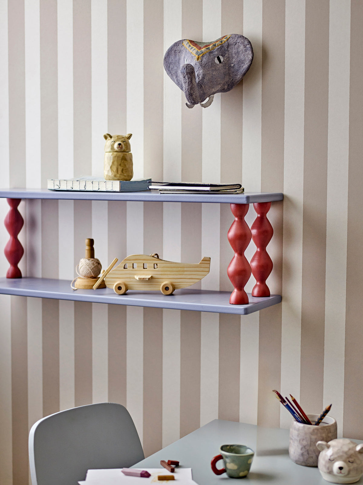Bibiola Regal, Blau, MDF in Blau präsentiert im Onlineshop von KAQTU Design AG. Wandregal ist von Bloomingville Mini