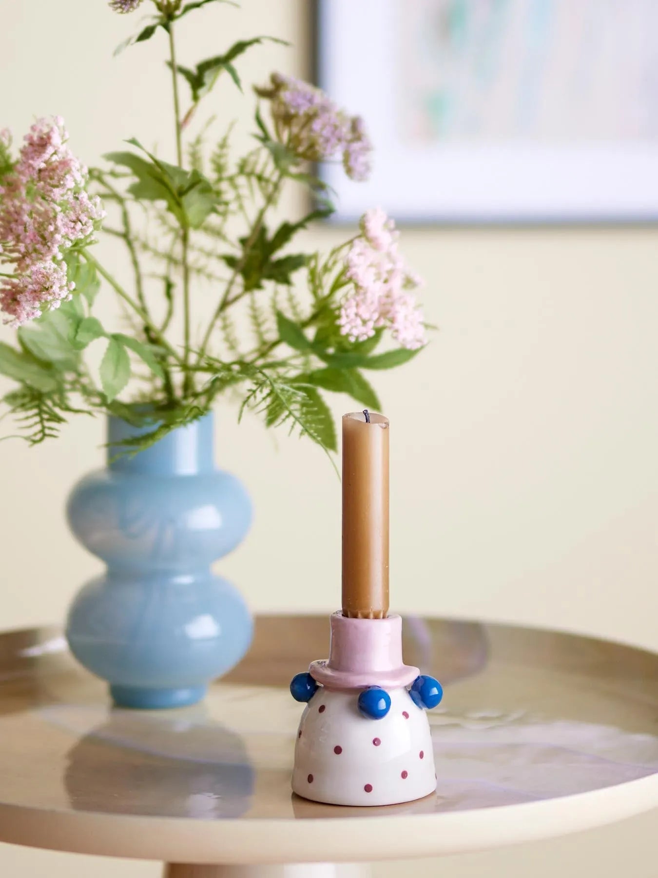 Tacana Kerzenhalter, Rose, Steingut in Rose präsentiert im Onlineshop von KAQTU Design AG. Kerzenständer ist von Bloomingville