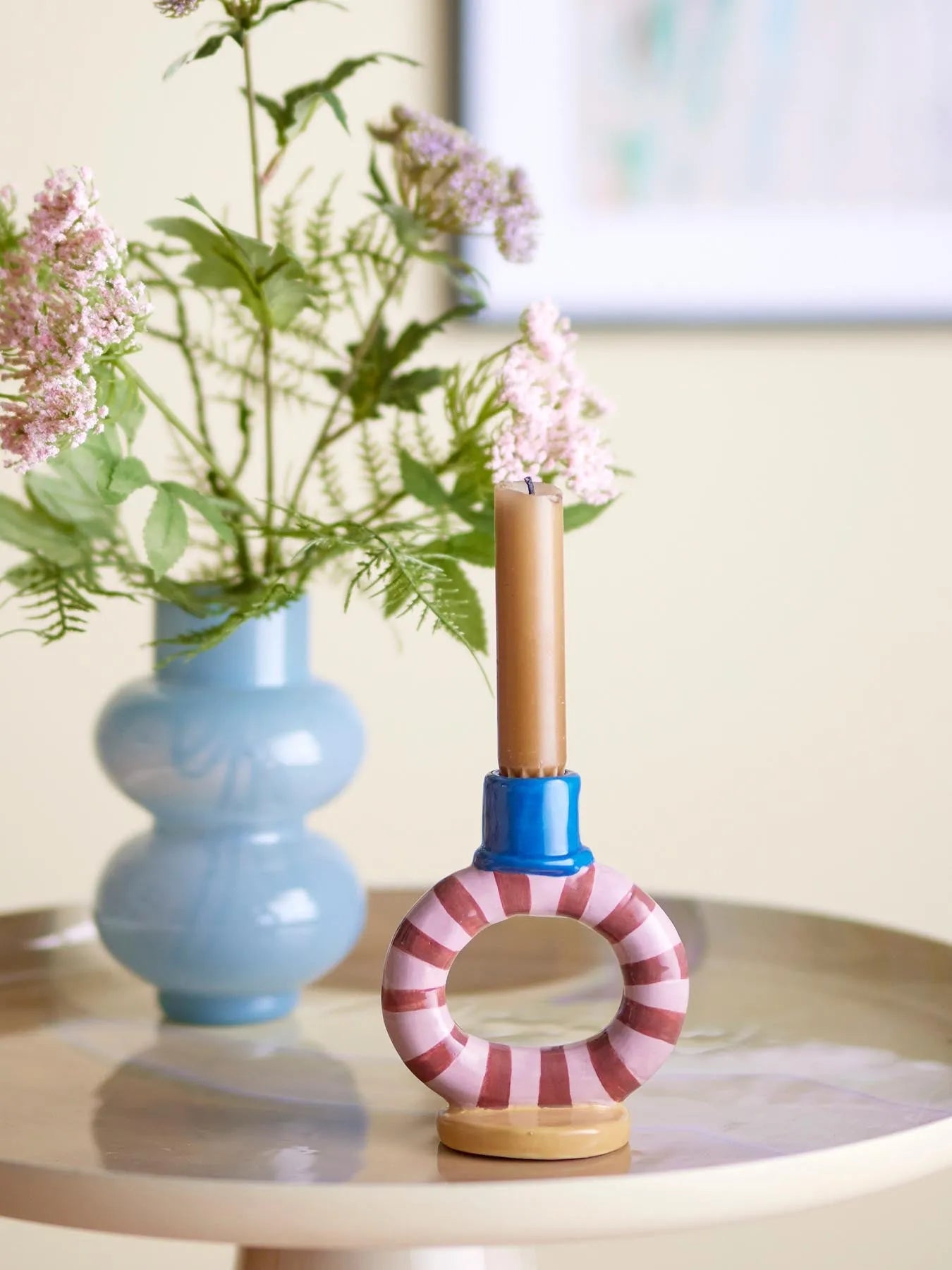 Tacana Kerzenhalter, Blau, Steingut in Blau präsentiert im Onlineshop von KAQTU Design AG. Podest ist von Bloomingville