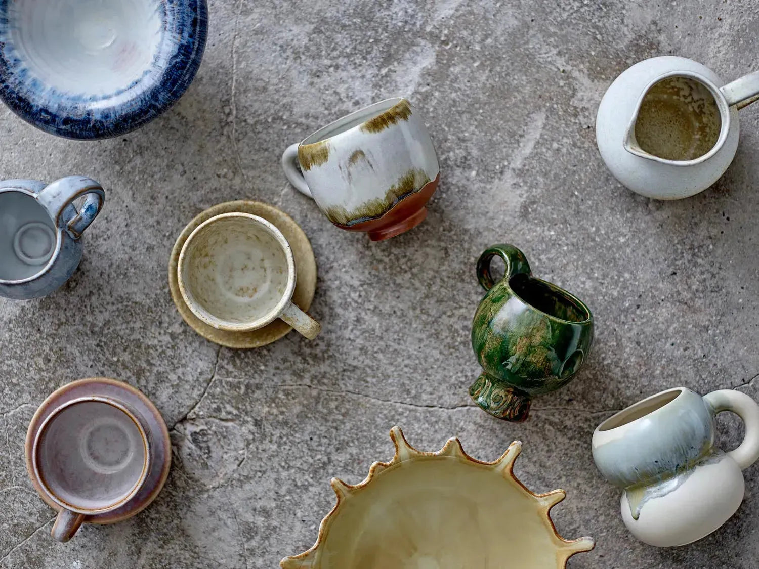 Jade Tasse, Natur, Steingut in Natur präsentiert im Onlineshop von KAQTU Design AG. Tasse ist von Bloomingville
