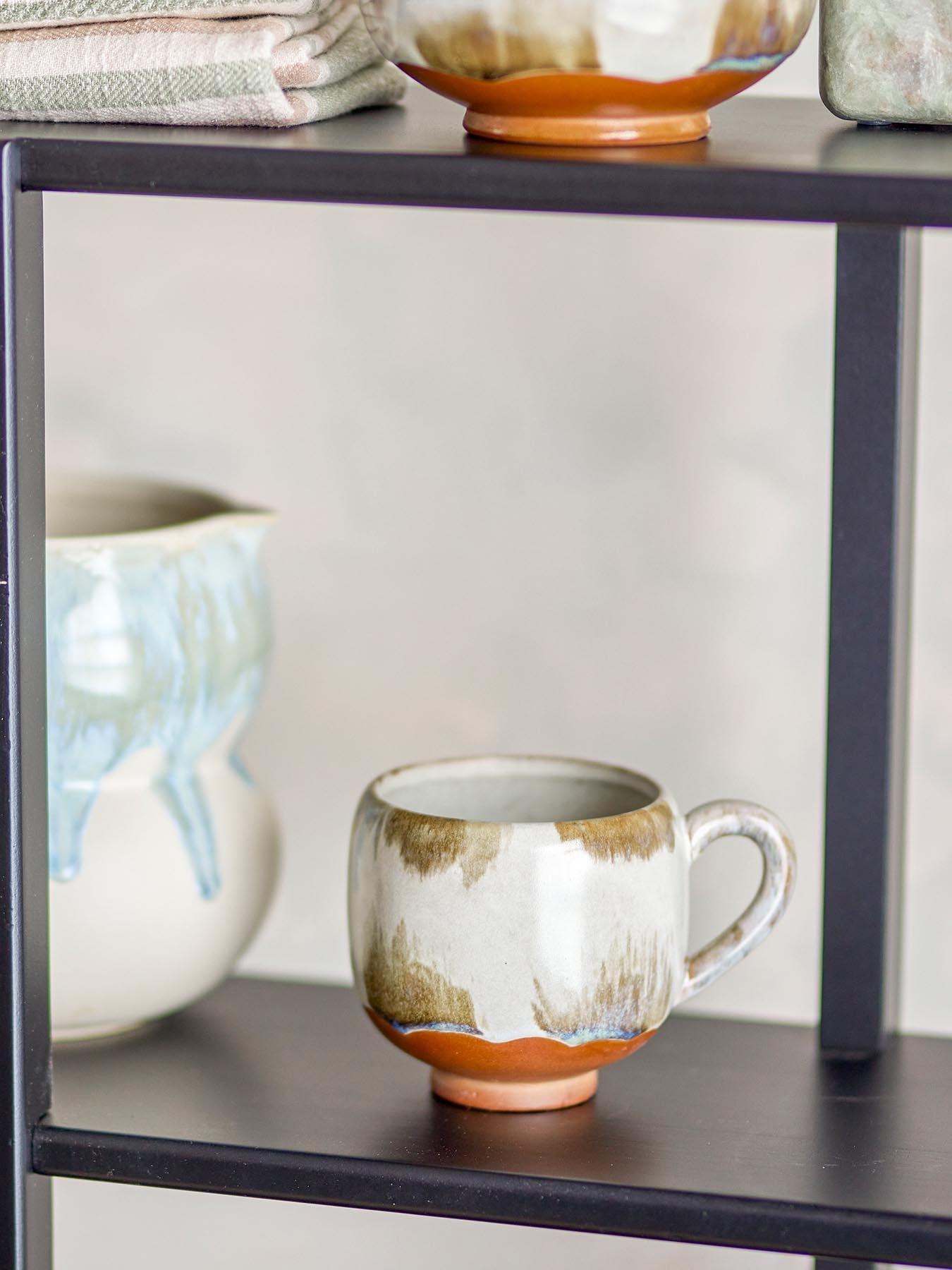Jade Tasse, Natur, Steingut in Natur präsentiert im Onlineshop von KAQTU Design AG. Tasse ist von Bloomingville
