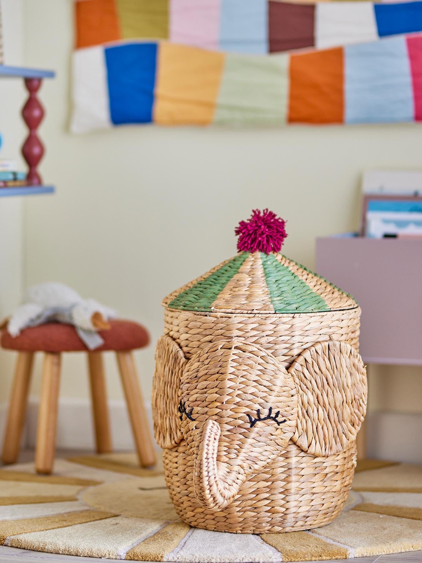 Bobo Korb mit Deckel, Natur, Wasserhyazinthe in Natur präsentiert im Onlineshop von KAQTU Design AG. Aufbewahrungskorb ist von Bloomingville Mini