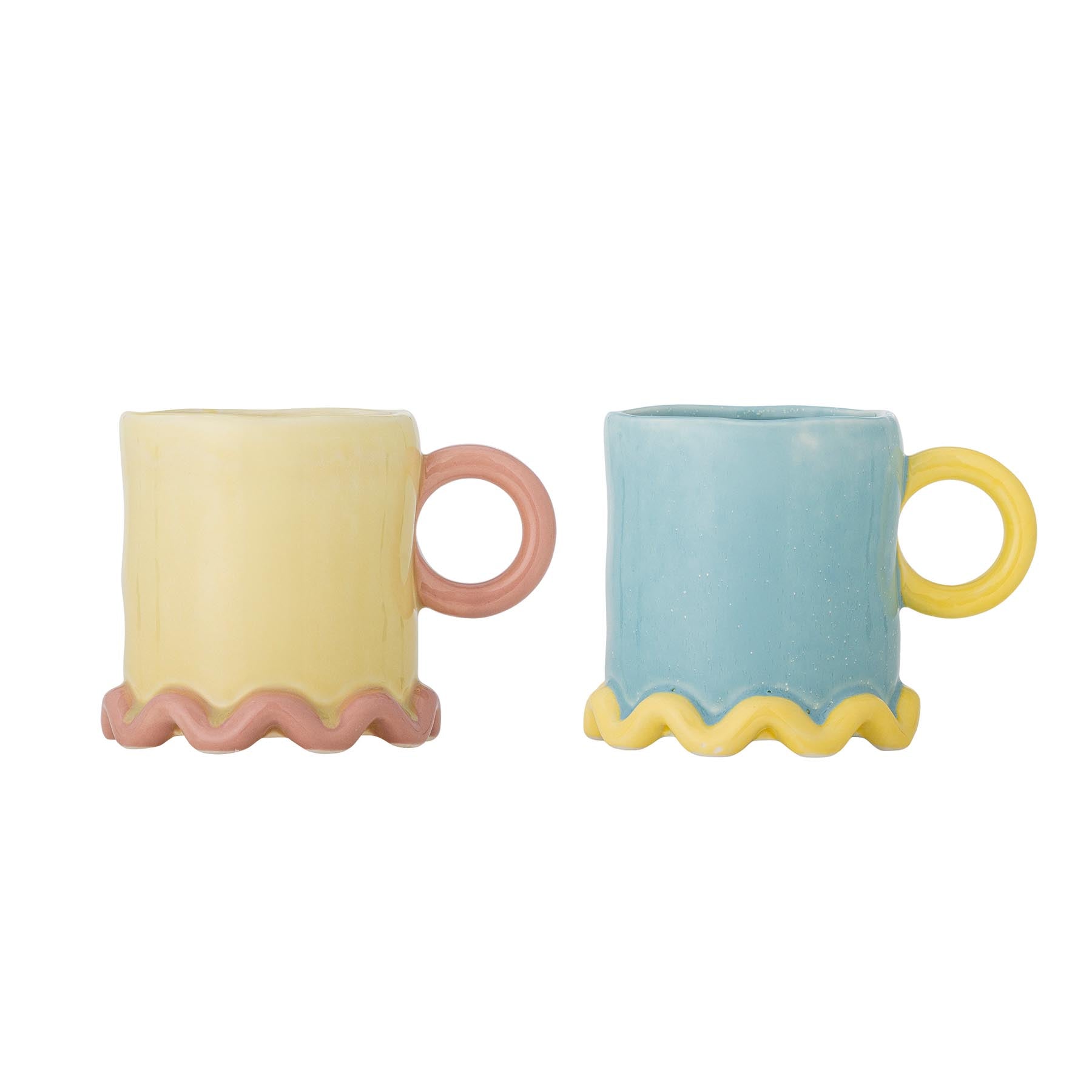 Polly Becher, Bunt, Steingut in Multi präsentiert im Onlineshop von KAQTU Design AG. Tasse ist von Bloomingville