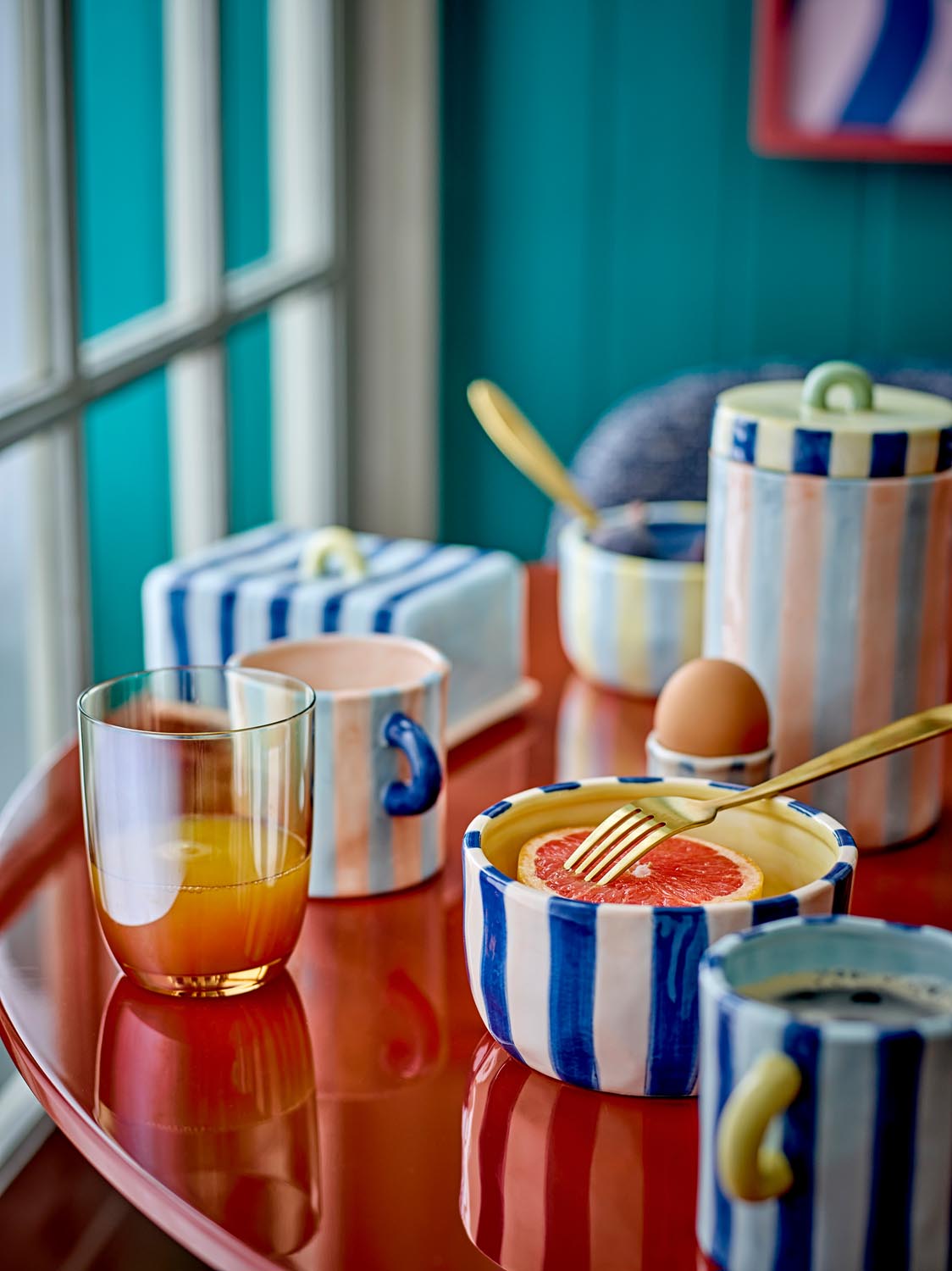 Phoenix Schale, Bunt, Steingut in Multi präsentiert im Onlineshop von KAQTU Design AG. Schale ist von Bloomingville