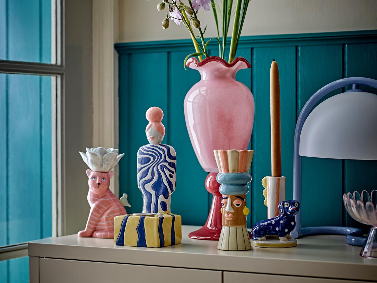 Minio Vase, Bunt, Keramik in Multi präsentiert im Onlineshop von KAQTU Design AG. Vase ist von Bloomingville