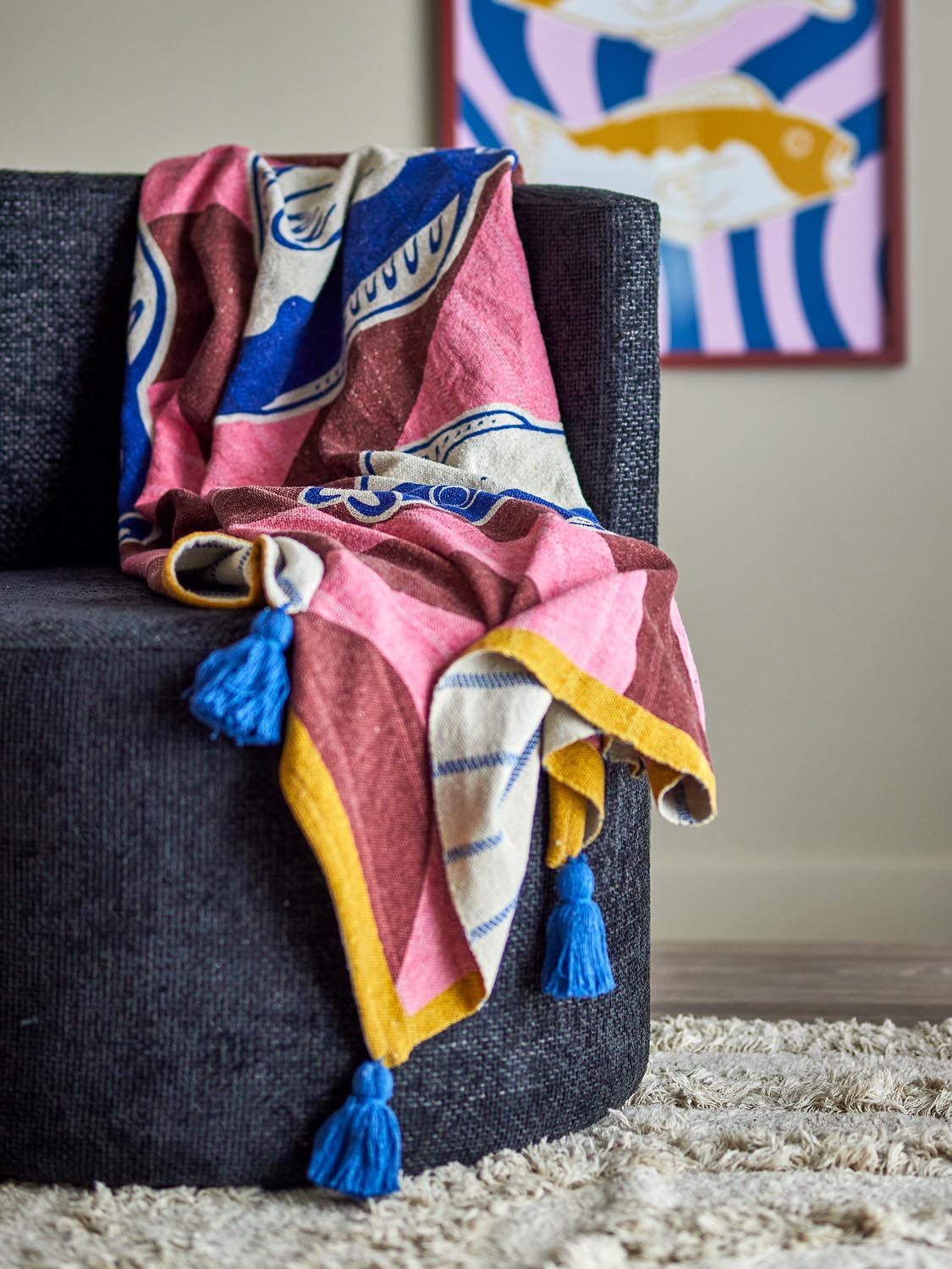 Remy Decke, Bunt, Recycelte Baumwolle in Multi präsentiert im Onlineshop von KAQTU Design AG. Bettüberwurf ist von Bloomingville