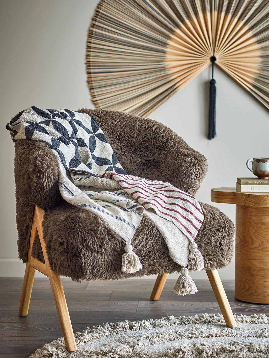 Forma Decke, Natur, Recycelte Baumwolle in Nature präsentiert im Onlineshop von KAQTU Design AG. Bettüberwurf ist von Bloomingville
