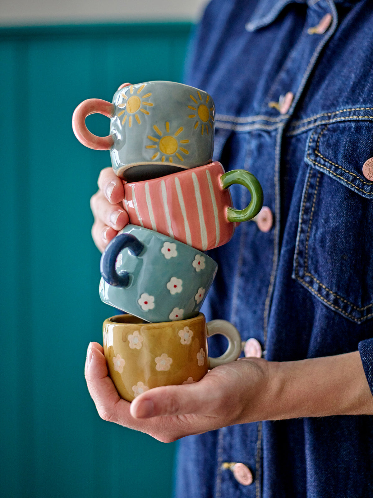 Nini Tasse, Blau, Steingut in Blue präsentiert im Onlineshop von KAQTU Design AG. Tasse ist von Bloomingville