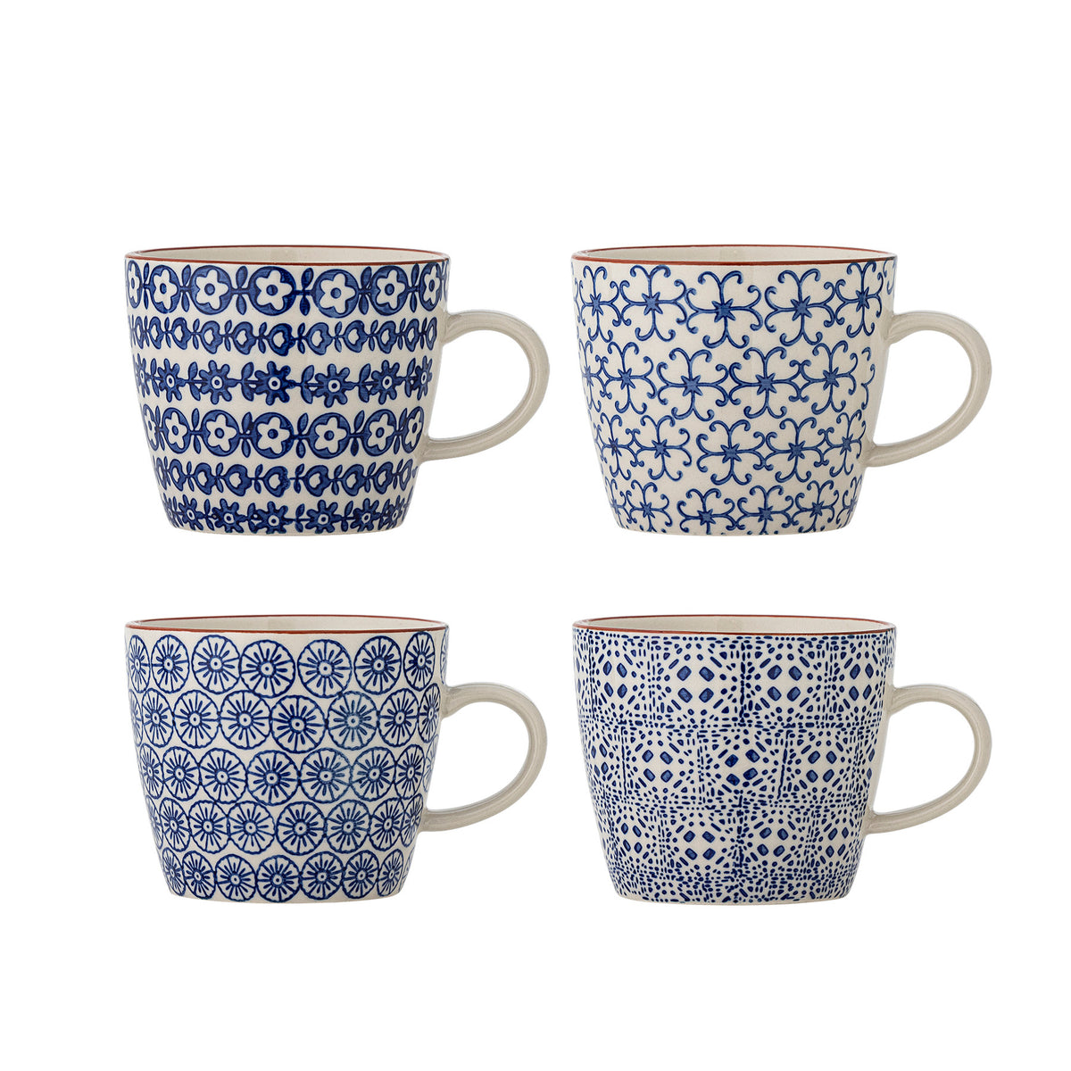 Karine Becher, Blau, Steingut in Blue präsentiert im Onlineshop von KAQTU Design AG. Tasse ist von Bloomingville