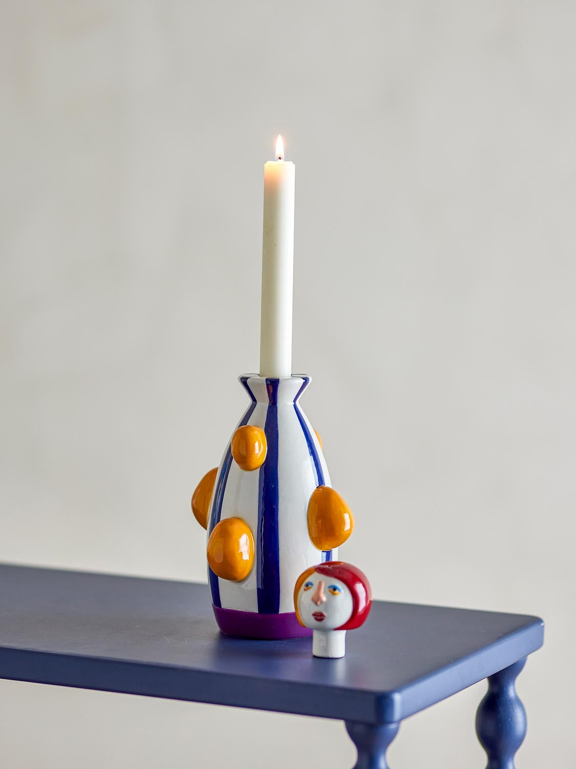 Conneli Kerzenhalter, Bunt, Keramik in Multi präsentiert im Onlineshop von KAQTU Design AG. Kerzenständer ist von Bloomingville