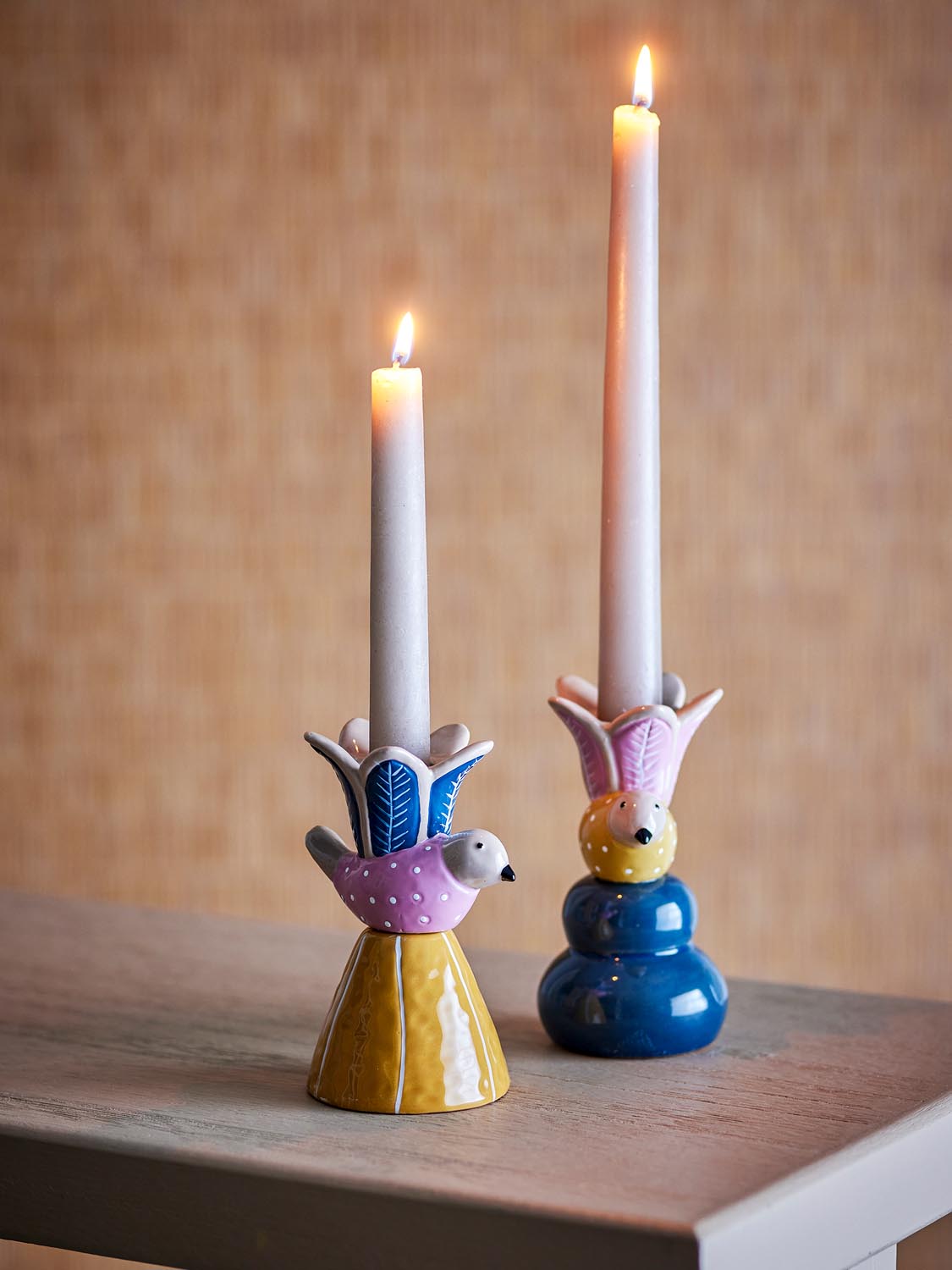 Swift Kerzenhalter, Bunt, Steingut in Multi präsentiert im Onlineshop von KAQTU Design AG. Kerzenständer ist von Bloomingville