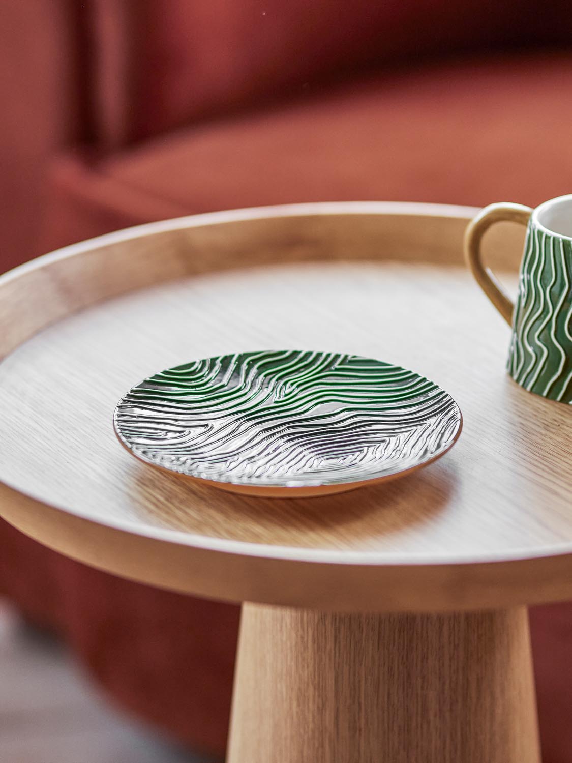 Woodsby Teller, Bunt, Steingut in Multi präsentiert im Onlineshop von KAQTU Design AG. Teller ist von Bloomingville