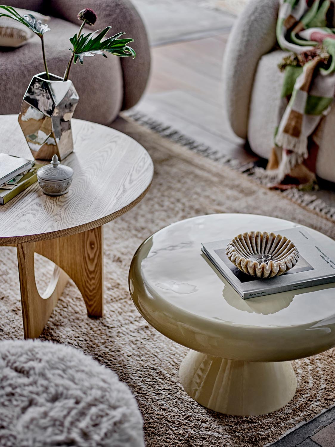 Dimona Vase, Silber, Steingut in Silver präsentiert im Onlineshop von KAQTU Design AG. Vase ist von Bloomingville