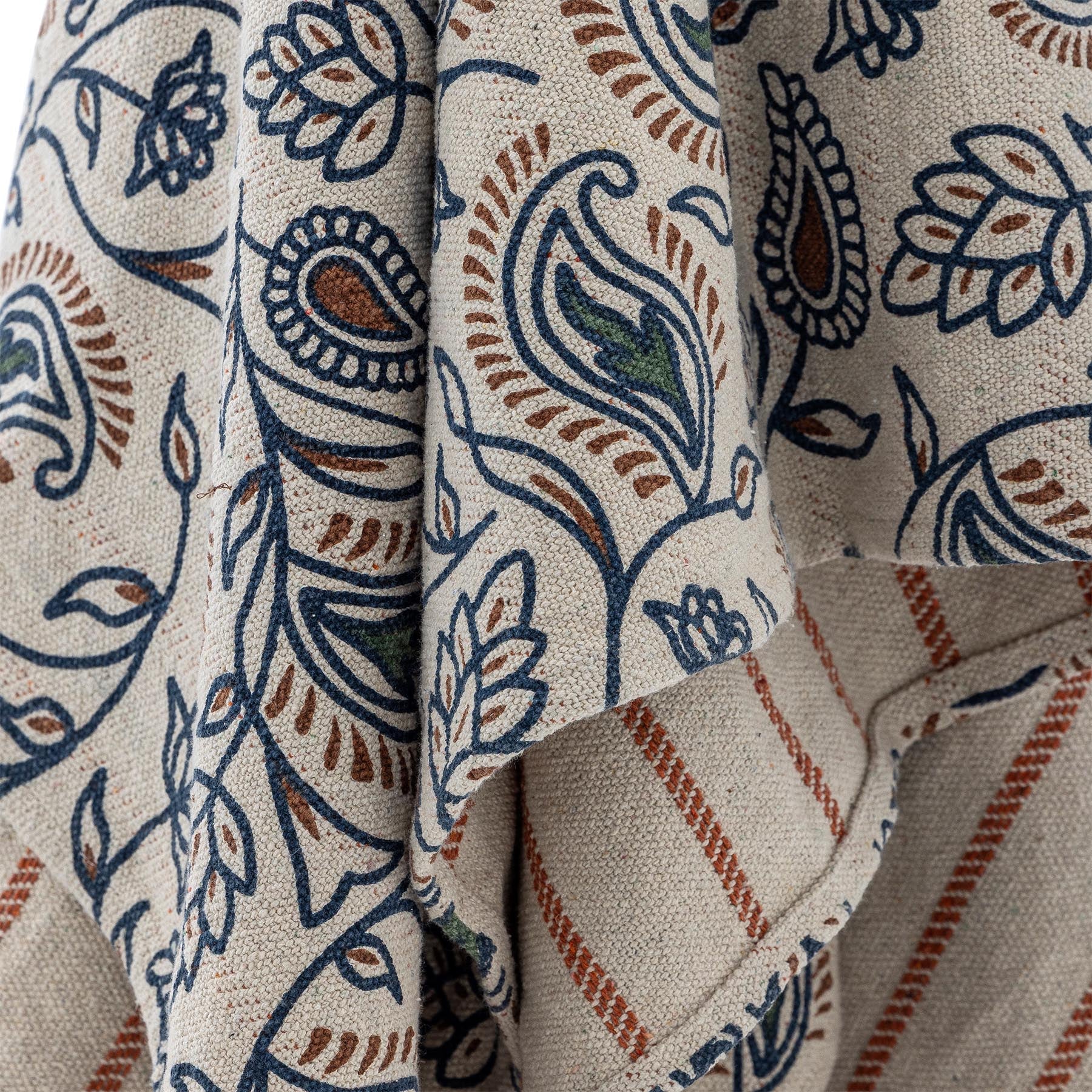 Paisley Decke, Bunt, Recycelte Baumwolle in Multi präsentiert im Onlineshop von KAQTU Design AG. Bettüberwurf ist von Creative Collection