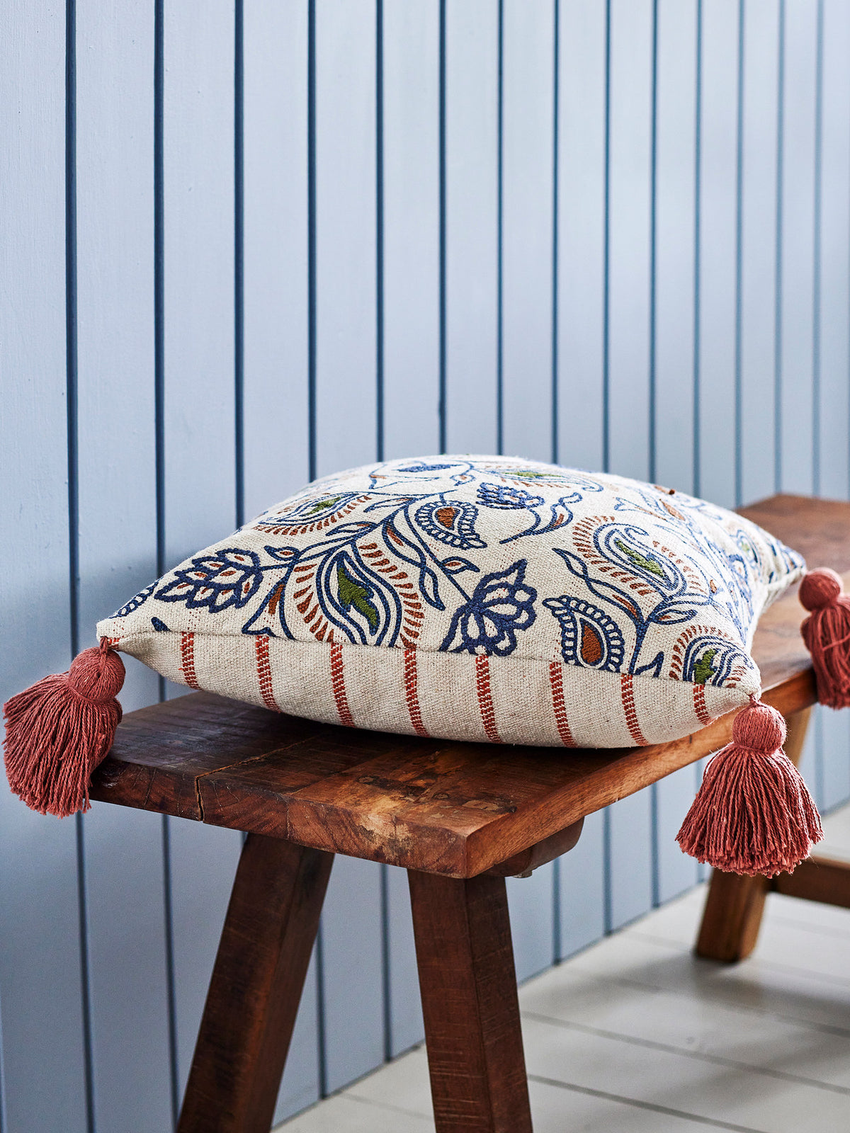 Deko-Kissenbezug Paisley in Multi-Farben mit bedrucktem Blumen- und Paisley-Muster aus Baumwolle, Polyester, Viskose, Acryl, Nylon und Wolle, 45x45 cm