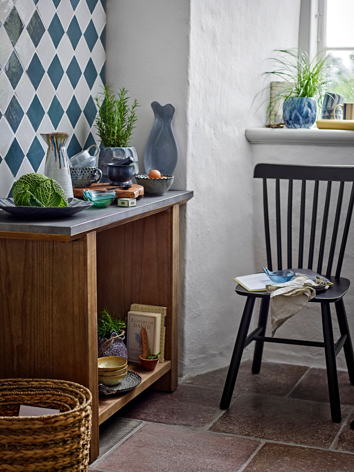 Mill Esszimmerstuhl, Schwarz, Kiefer in Schwarz präsentiert im Onlineshop von KAQTU Design AG. Stuhl ist von Creative Collection