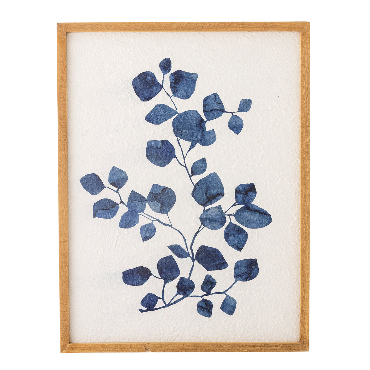 Wanddekoration Gunnvor in Weiss aus Tannenholz, MDF und Papier mit blauem botanischem Zweigmotiv und leicht strukturierter Oberfläche.
