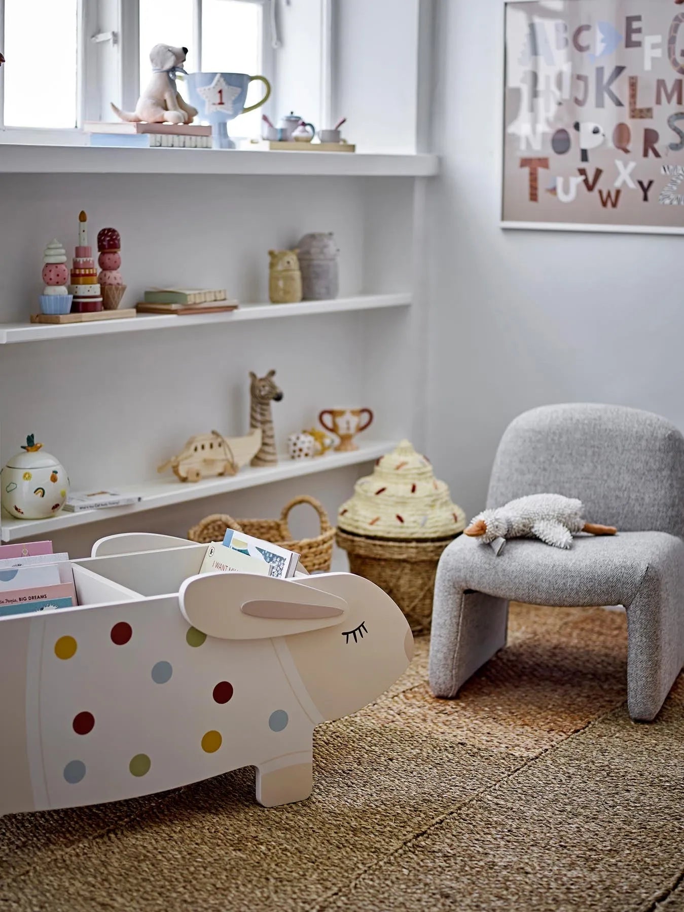 Neel Stuhl, Grau, Polyester in Grau präsentiert im Onlineshop von KAQTU Design AG. Stuhl ist von Bloomingville Mini