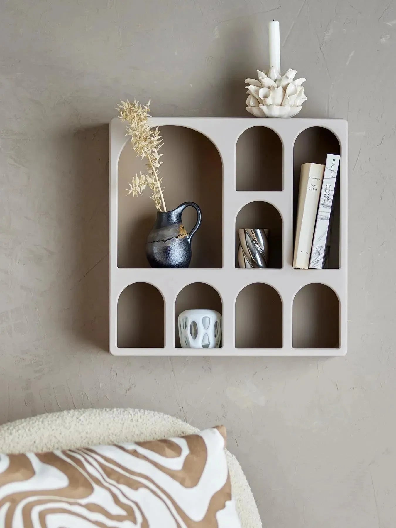 Graphia Bücherregal, Braun, MDF in Braun präsentiert im Onlineshop von KAQTU Design AG. Bücherregal ist von Bloomingville