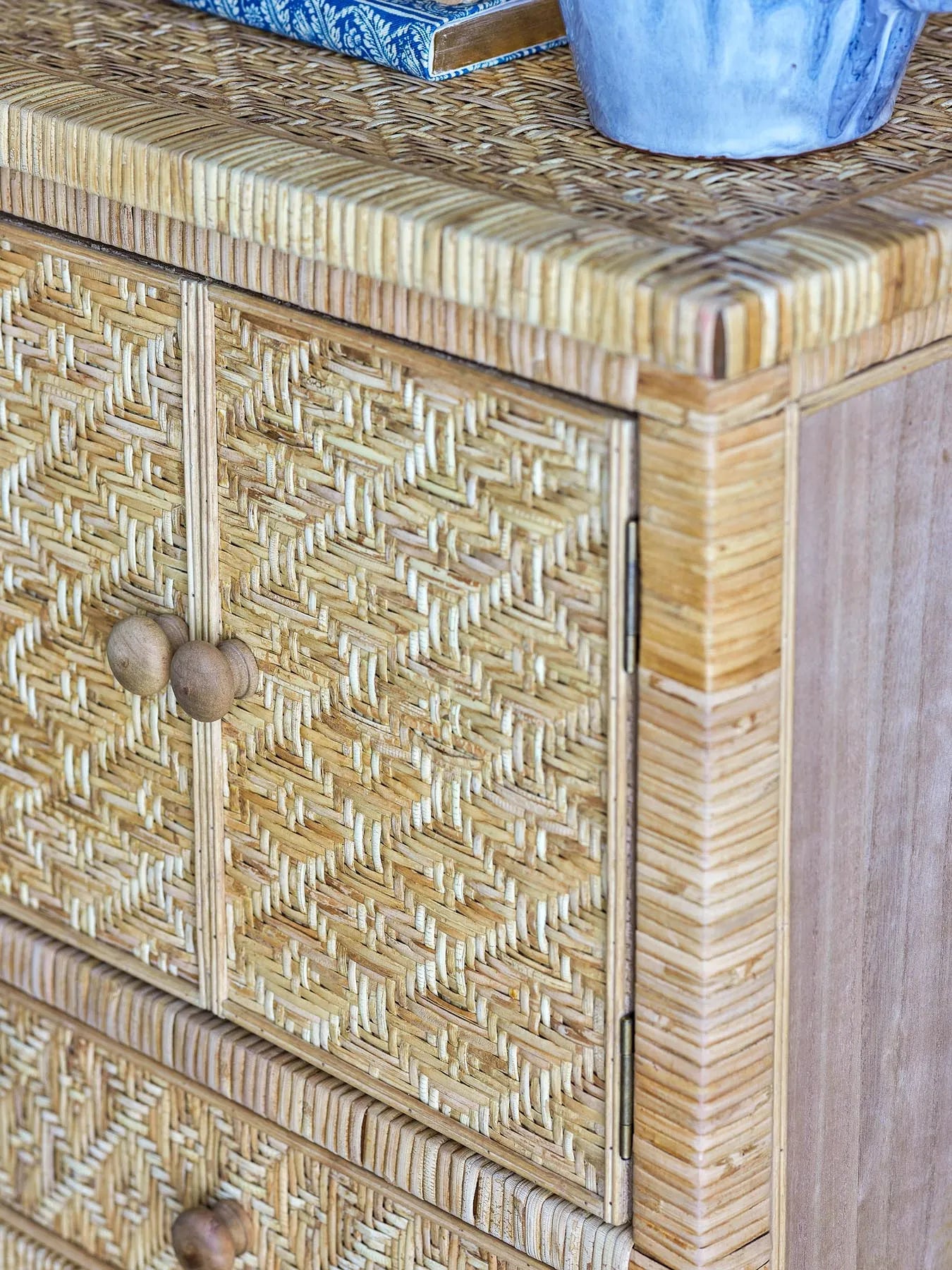 Lorris Schubladen, Natur, Rattan in Natur präsentiert im Onlineshop von KAQTU Design AG. High-Sideboard ist von Creative Collection