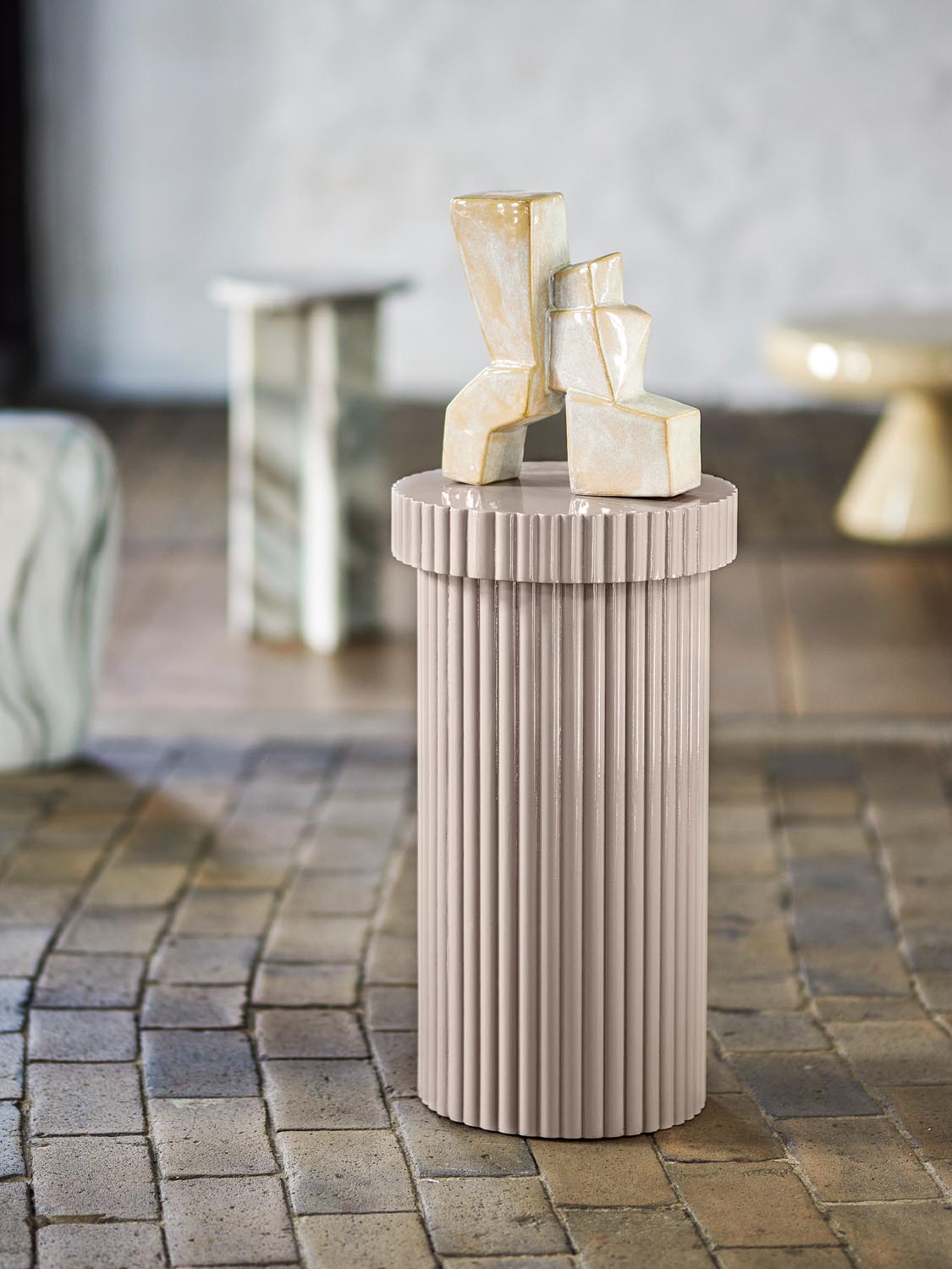 Timi Beistelltisch, Grau, FSC®100%, MDF in Grey präsentiert im Onlineshop von KAQTU Design AG. Standregal ist von Bloomingville