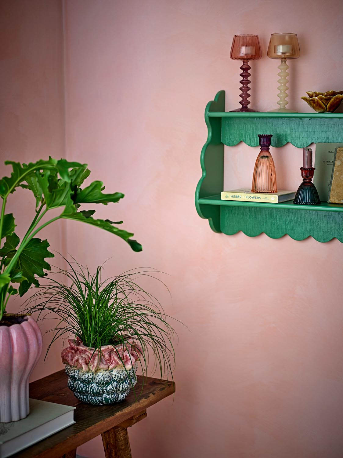 Salla Regal, Grün, Tannenholz in Green präsentiert im Onlineshop von KAQTU Design AG. Wandregal ist von Creative Collection