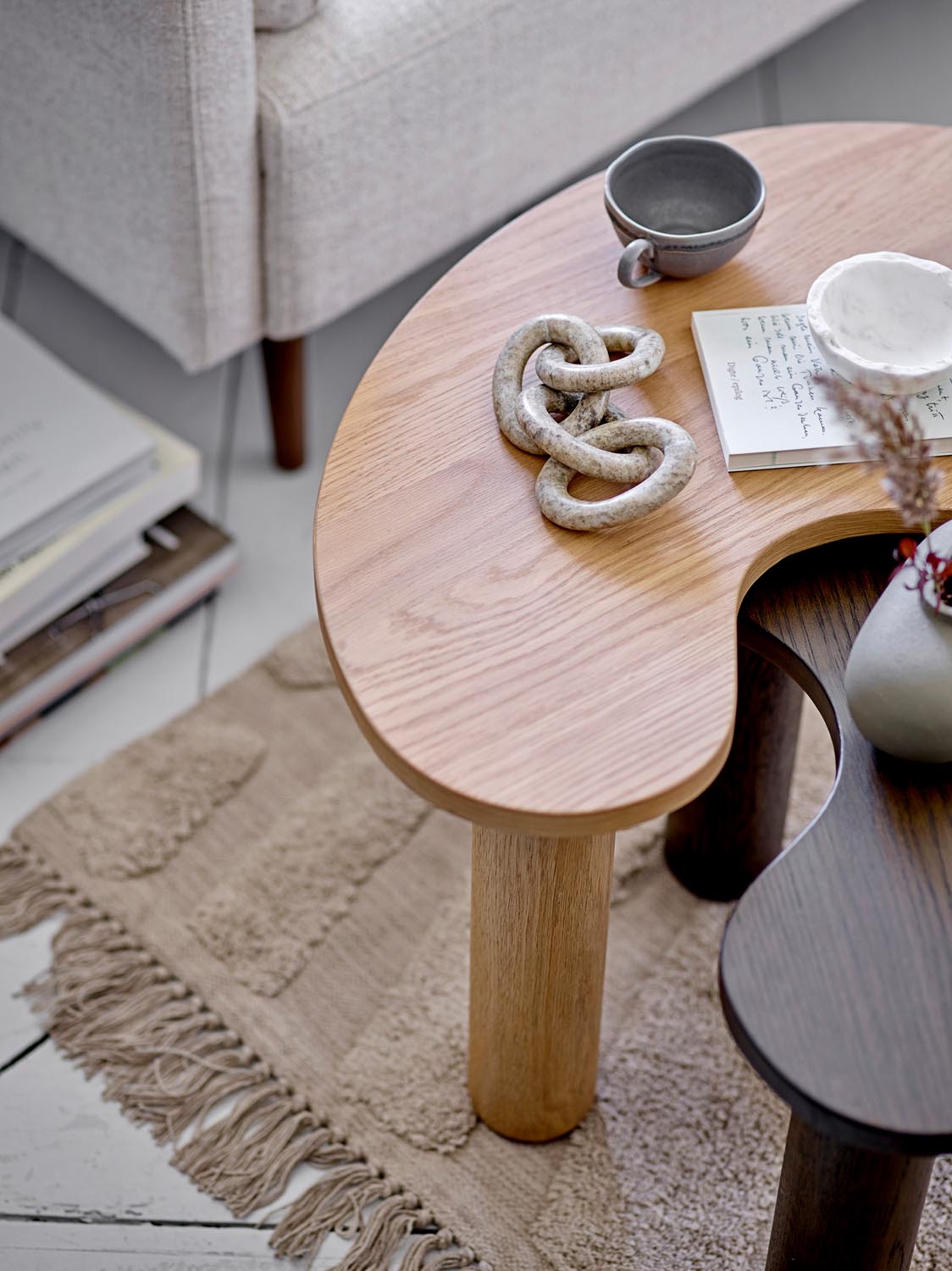 Luppa Couchtisch, Braun, FSC®100%, Gummibaumholz in Brown präsentiert im Onlineshop von KAQTU Design AG. Beistelltisch ist von Bloomingville