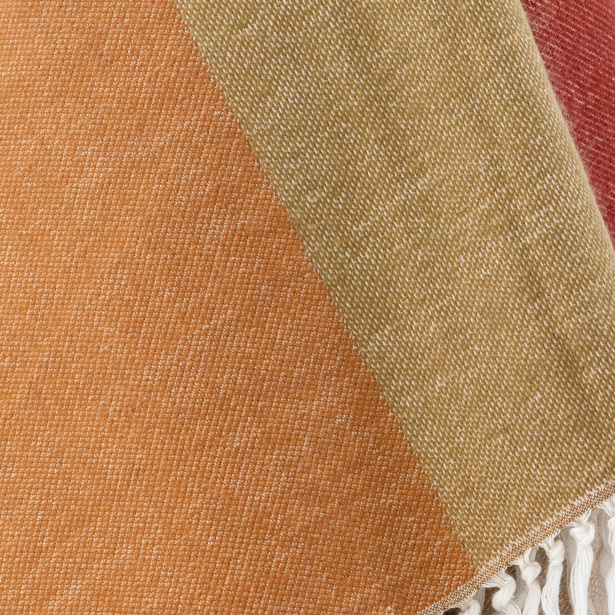 Ara Decke, Braun, Acryl in Brown präsentiert im Onlineshop von KAQTU Design AG. Wolldecke ist von Bloomingville