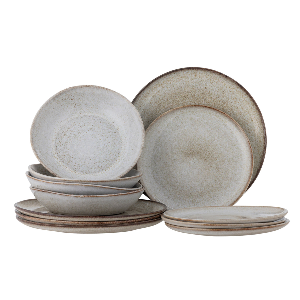 Sandrine Geschirrset von Bloomingville in Beige, 12-teiliges Set aus Steingut mit reaktiver Glasur und dunkelbraunem Rand, runde Form.