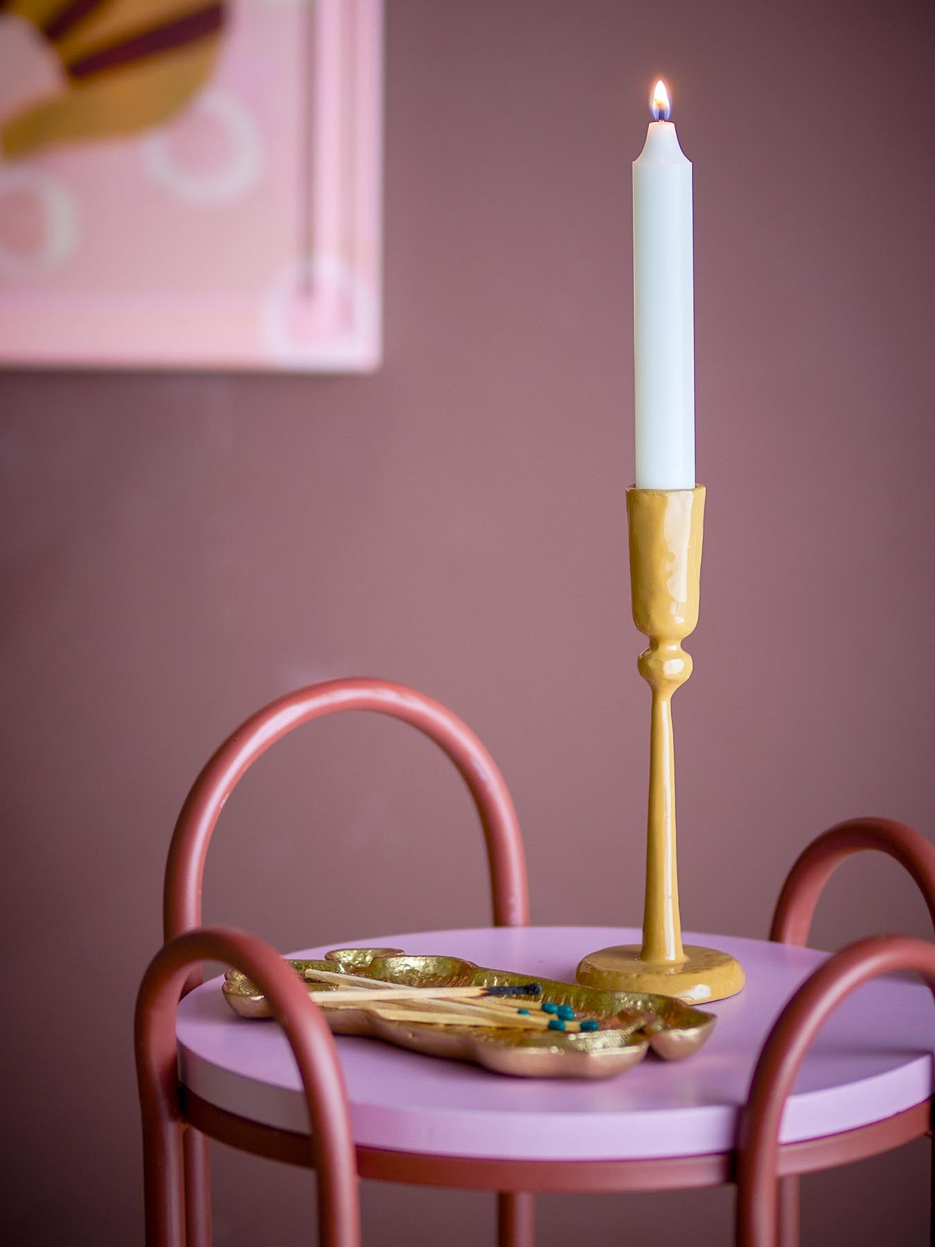 Eber Kerzenhalter, Gelb, Metall in Gelb präsentiert im Onlineshop von KAQTU Design AG. Kerzenständer ist von Bloomingville