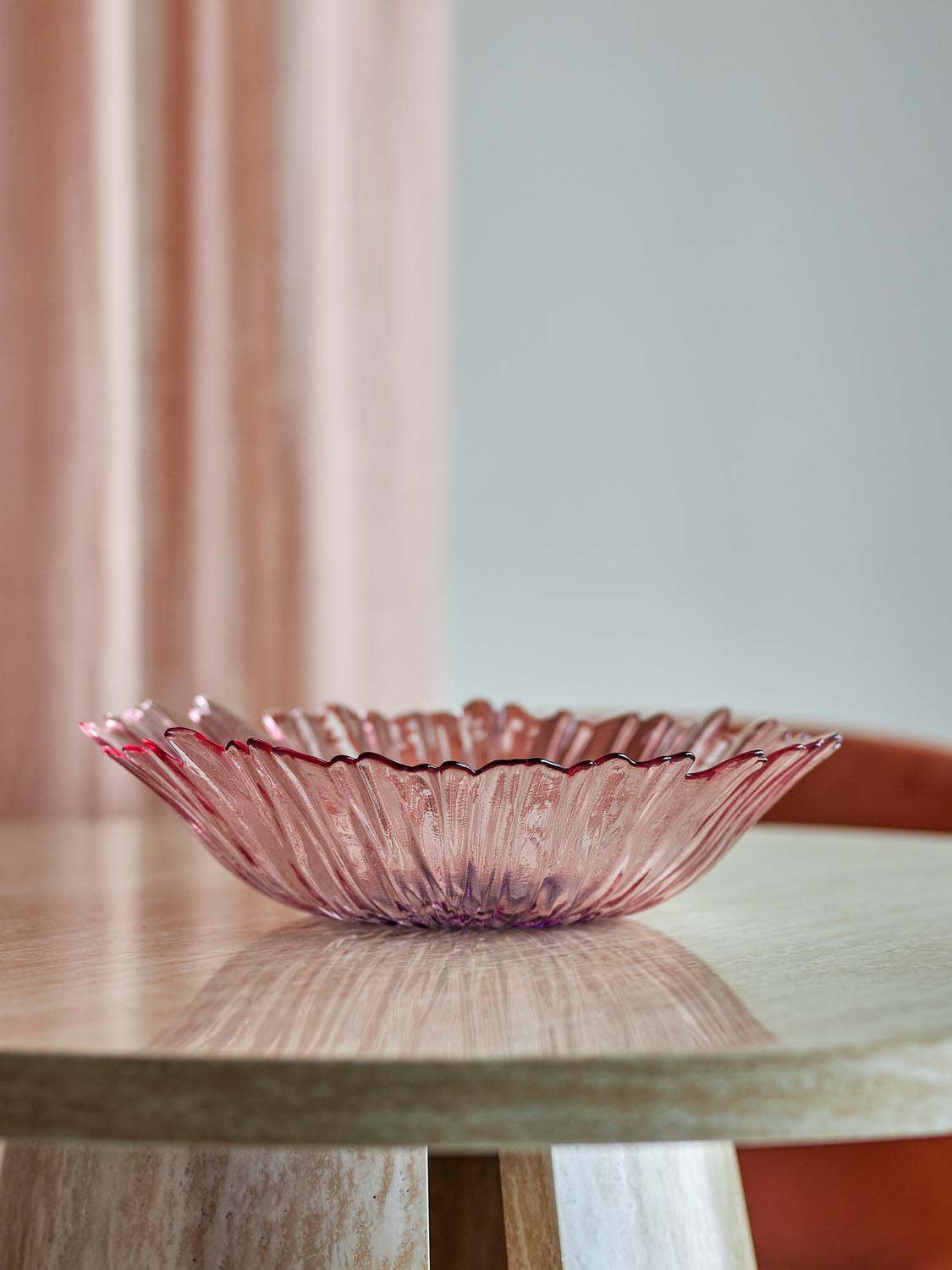 Mariko Schale, Rose, Glas in Rose präsentiert im Onlineshop von KAQTU Design AG. Schale ist von Bloomingville