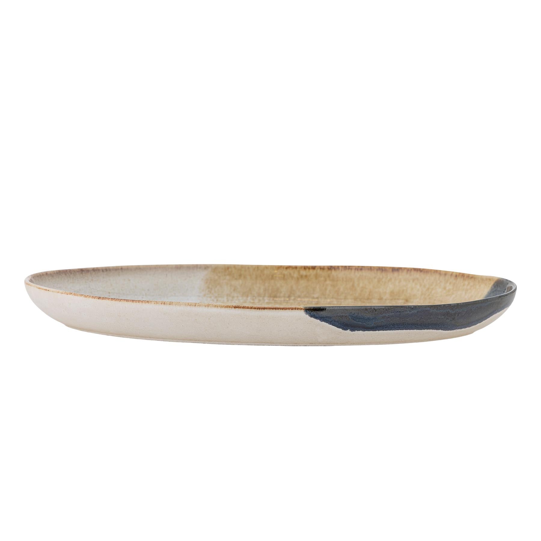 Jules Servierplatte, Blau, Steingut in Blue präsentiert im Onlineshop von KAQTU Design AG. Käsezubehör ist von Bloomingville