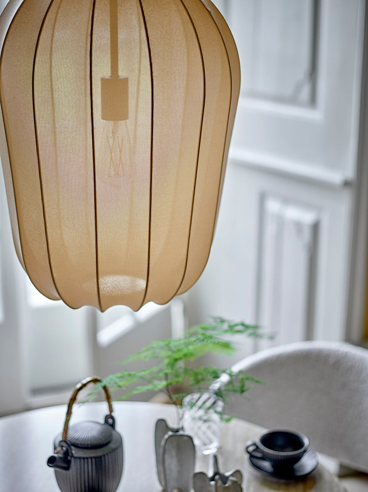 Naluna Hängeleuchte, Natur, Polyester in Nature präsentiert im Onlineshop von KAQTU Design AG. Pendelleuchte ist von Bloomingville