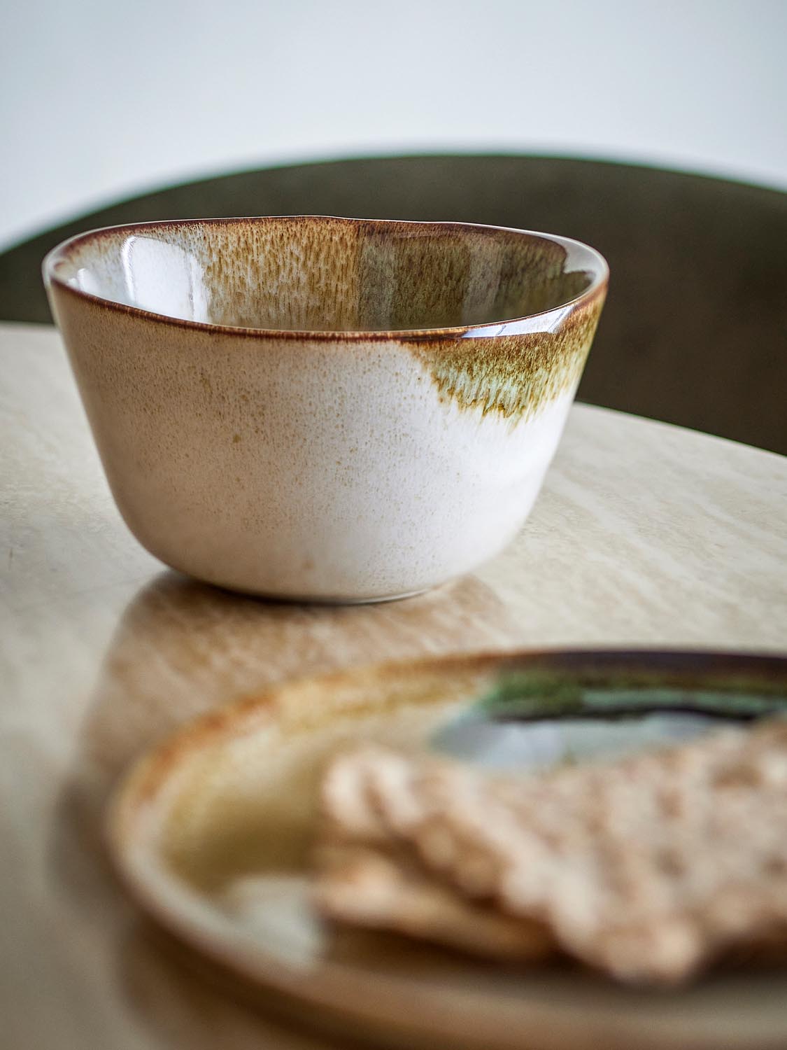Jules Schale, Grün, Steingut in Green präsentiert im Onlineshop von KAQTU Design AG. Schale ist von Bloomingville