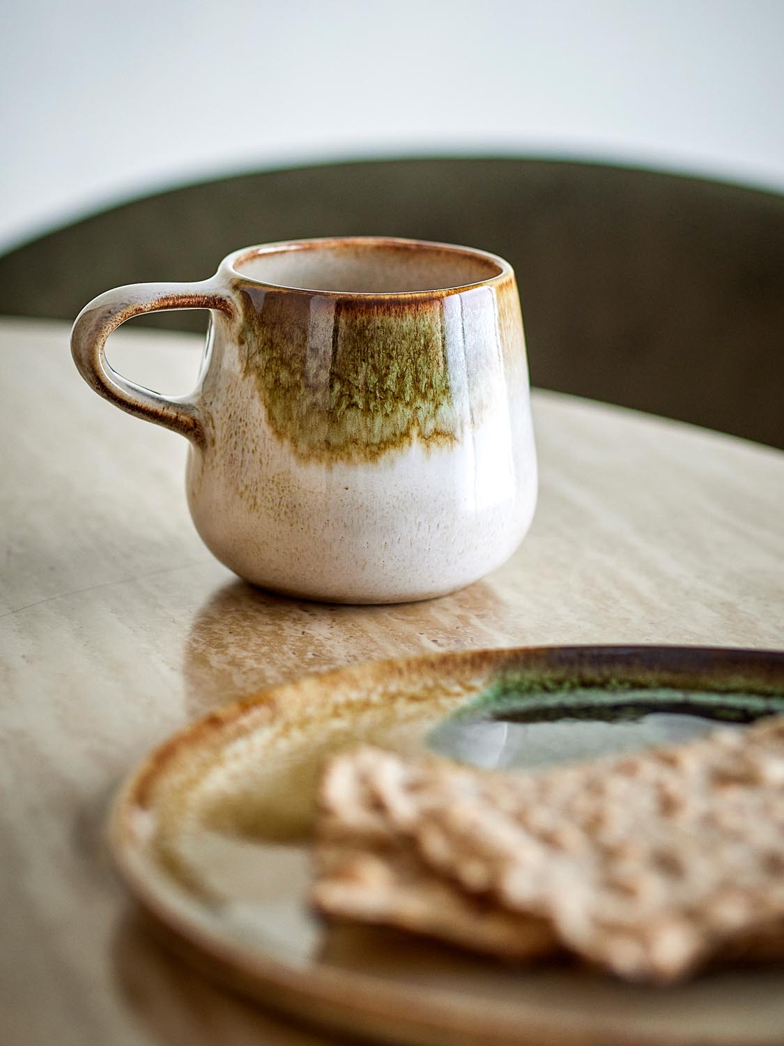Jules Tasse, Grün, Steingut in Green präsentiert im Onlineshop von KAQTU Design AG. Tasse ist von Bloomingville