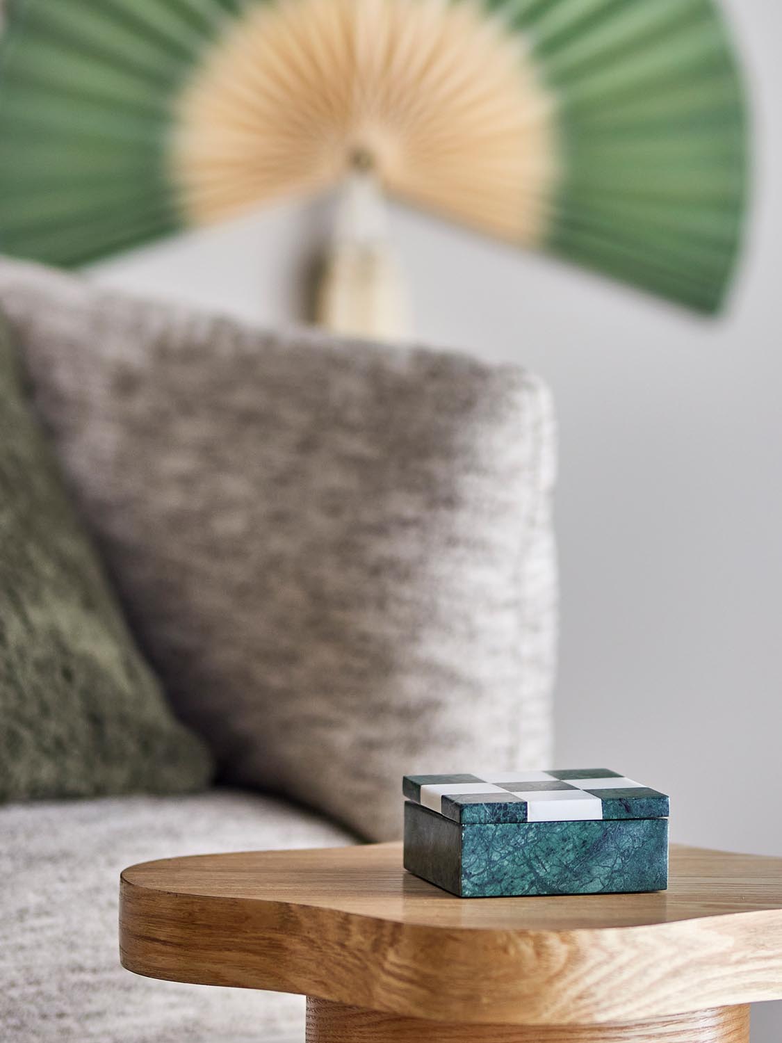 Aske Drei gewinnt, Grün, Marmor in Green präsentiert im Onlineshop von KAQTU Design AG. Kunstgegenstände ist von Bloomingville