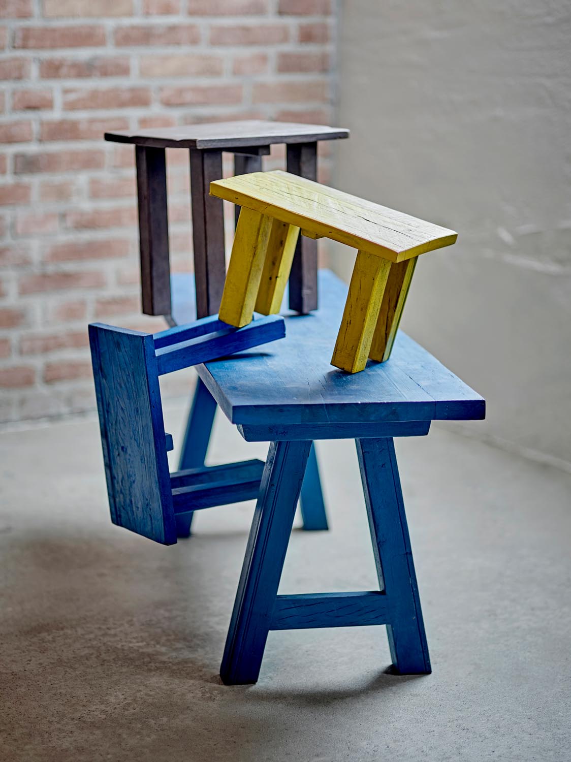 Porir Sockel, Braun, Recyceltes Holz in Brown präsentiert im Onlineshop von KAQTU Design AG. Kunstgegenstände ist von Creative Collection