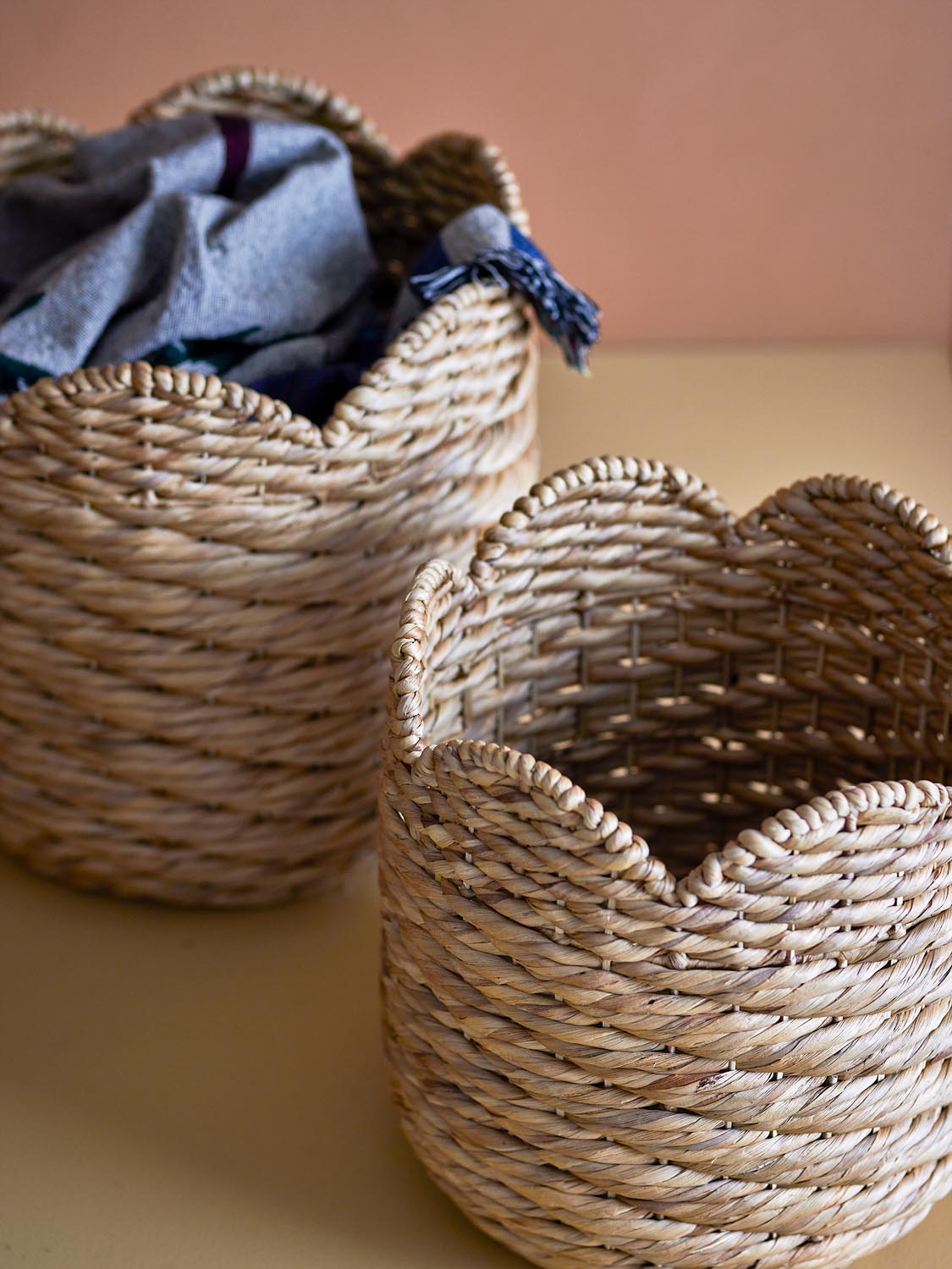 Liam Korb, Natur, Wasserhyazinthe in Nature präsentiert im Onlineshop von KAQTU Design AG. Aufbewahrungskorb ist von Creative Collection